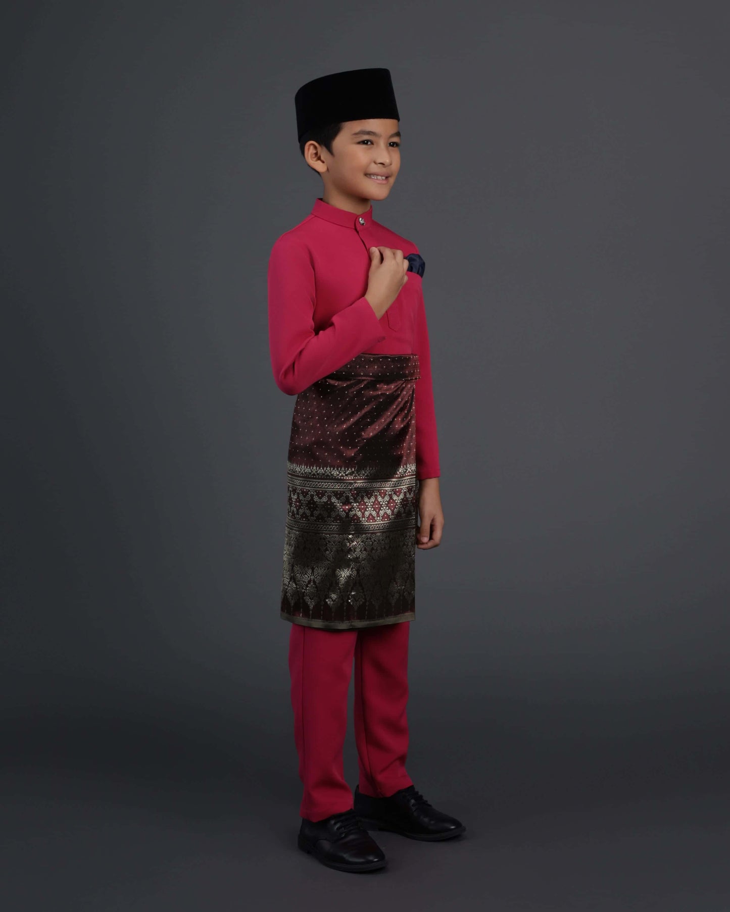 MINOR DEFECT SOULTAN BAJU MELAYU FOR KIDS (FUCHSIA)