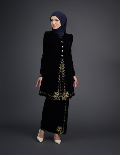 MINOR DEFECT NAIFAH KEBAYA (NAVY BLUE)