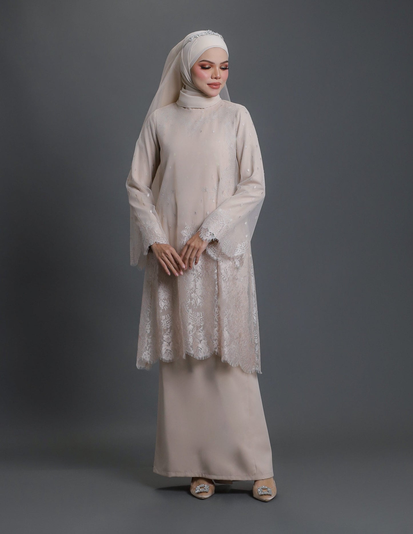 NAYLA DRESS (CHAMPAGNE)