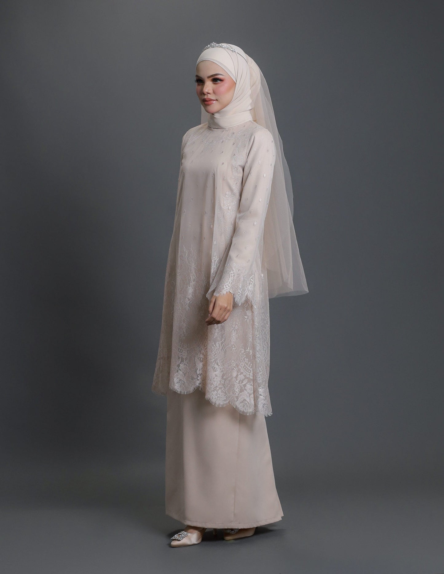 NAYLA DRESS (CHAMPAGNE)