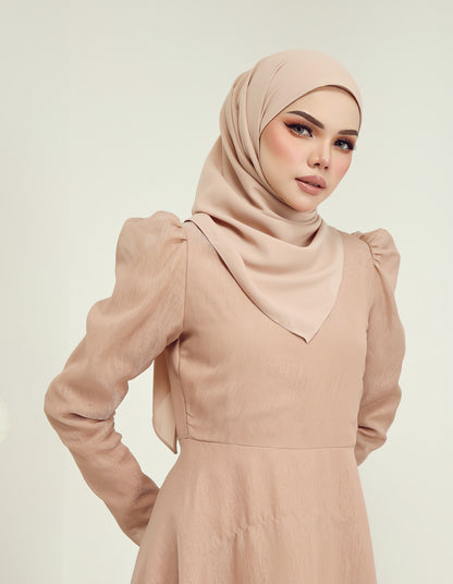 NIA BAWAL (CHAMPAGNE)