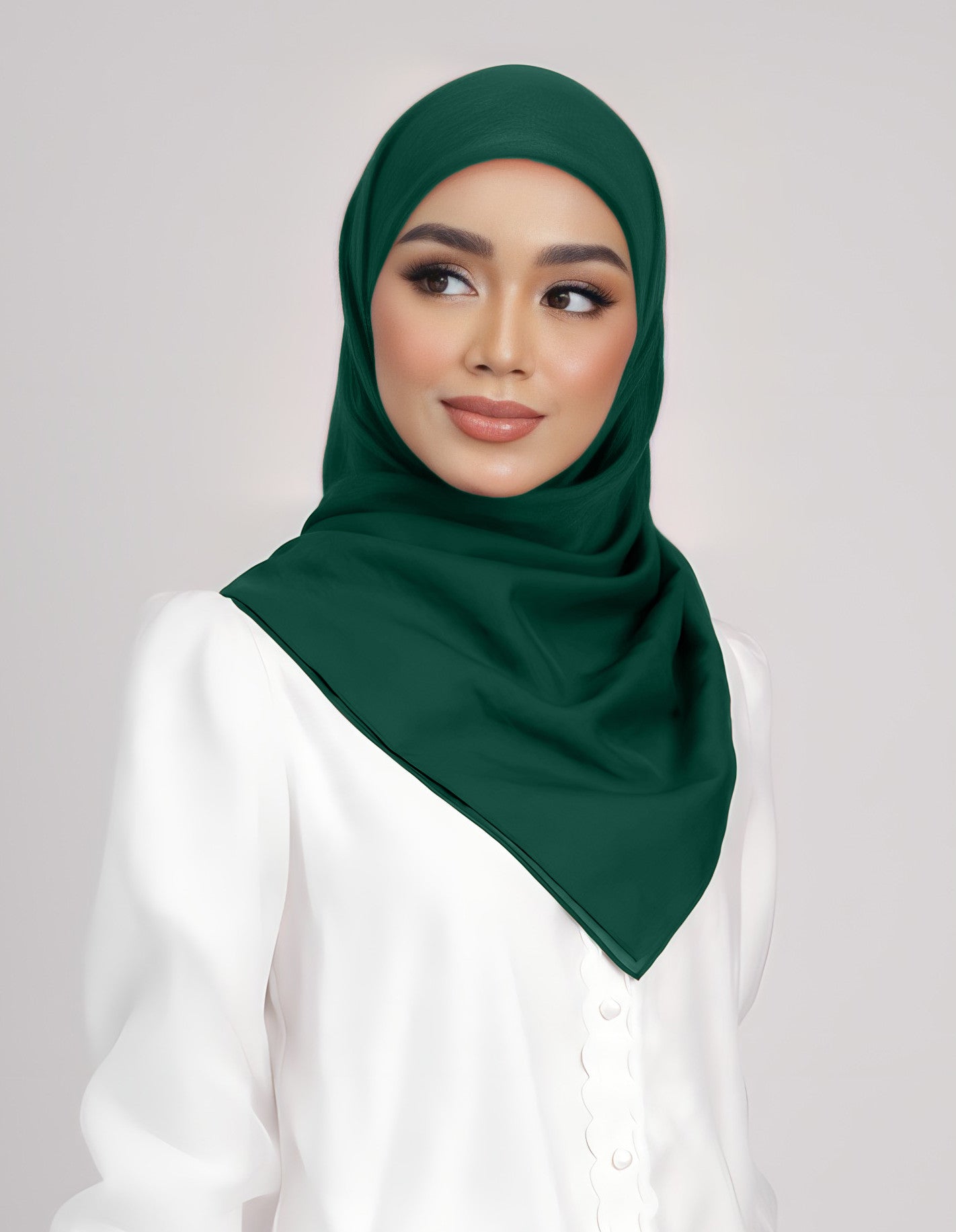 NIERA BASIC BAWAL (EMERALD GREEN)