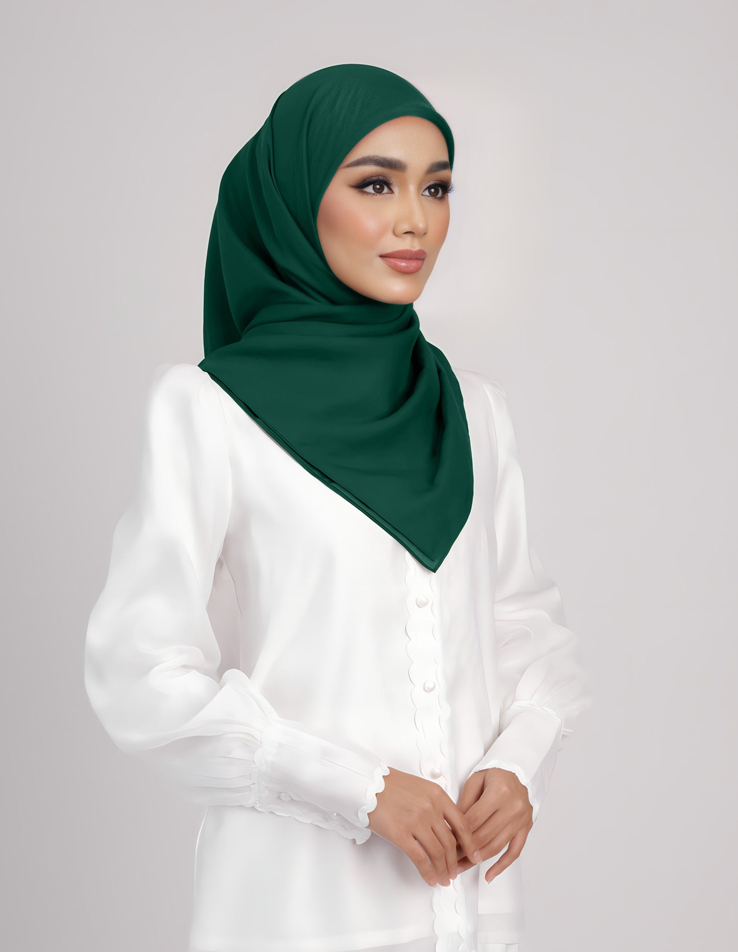 NIERA BASIC BAWAL (EMERALD GREEN)