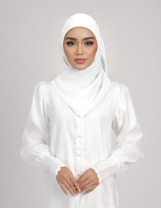 MINOR DEFECT NIERA BASIC BAWAL (OFF WHITE)