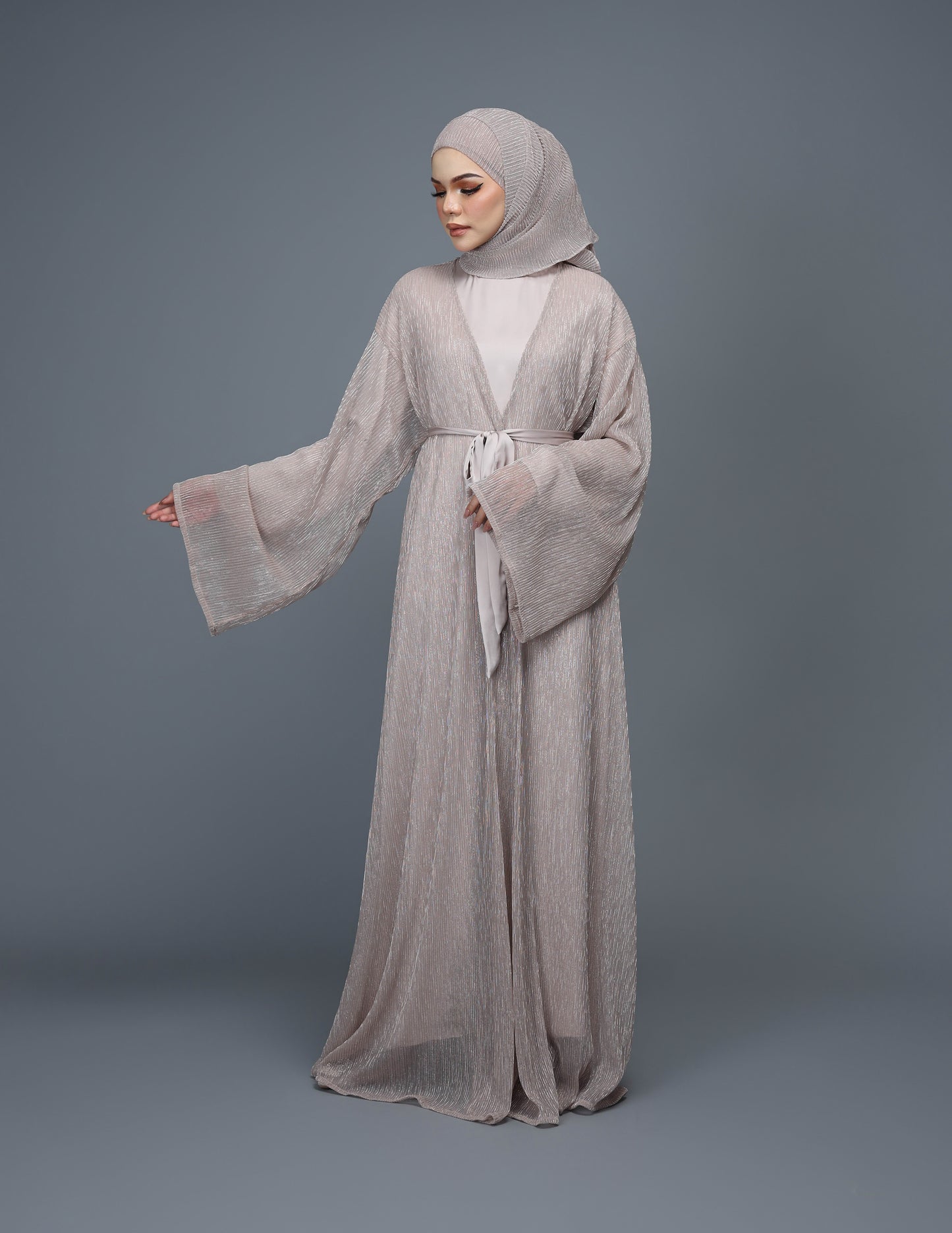 MINOR DEFECT NOURA ABAYA (NUDE PINK)