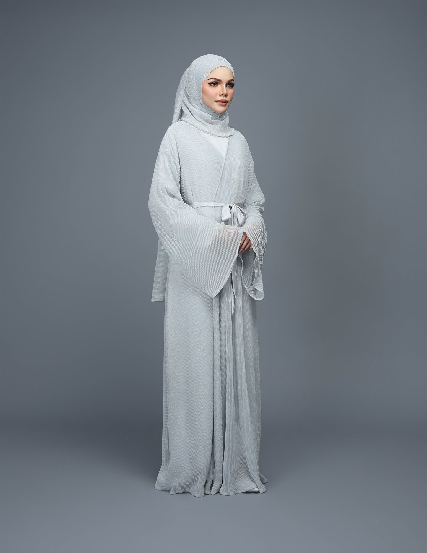 NOURA ABAYA (SILVER)