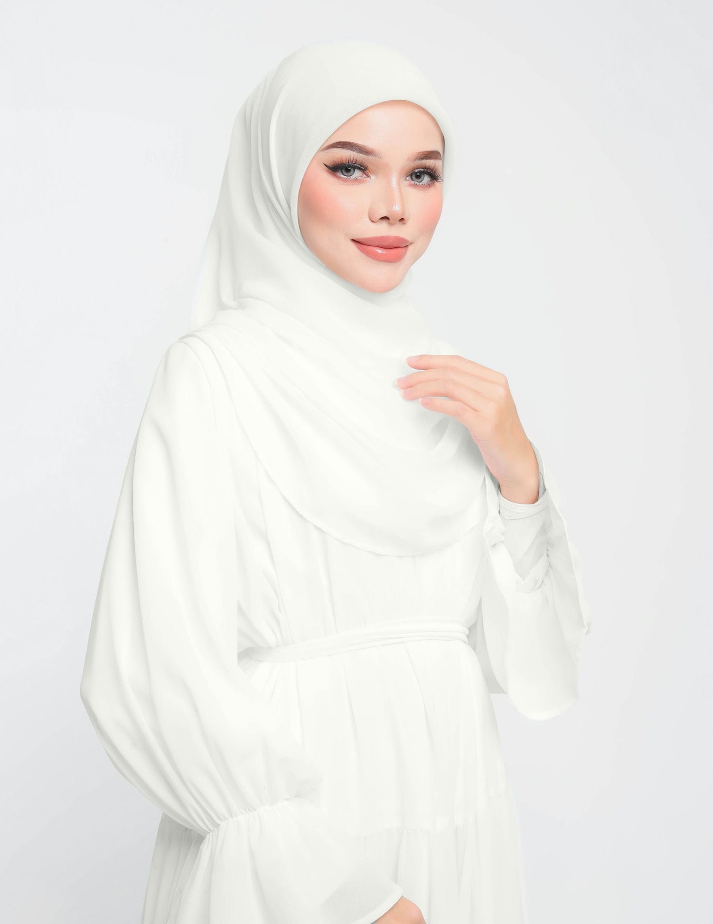 NUHA BAWAL DRAPE (PURE WHITE)