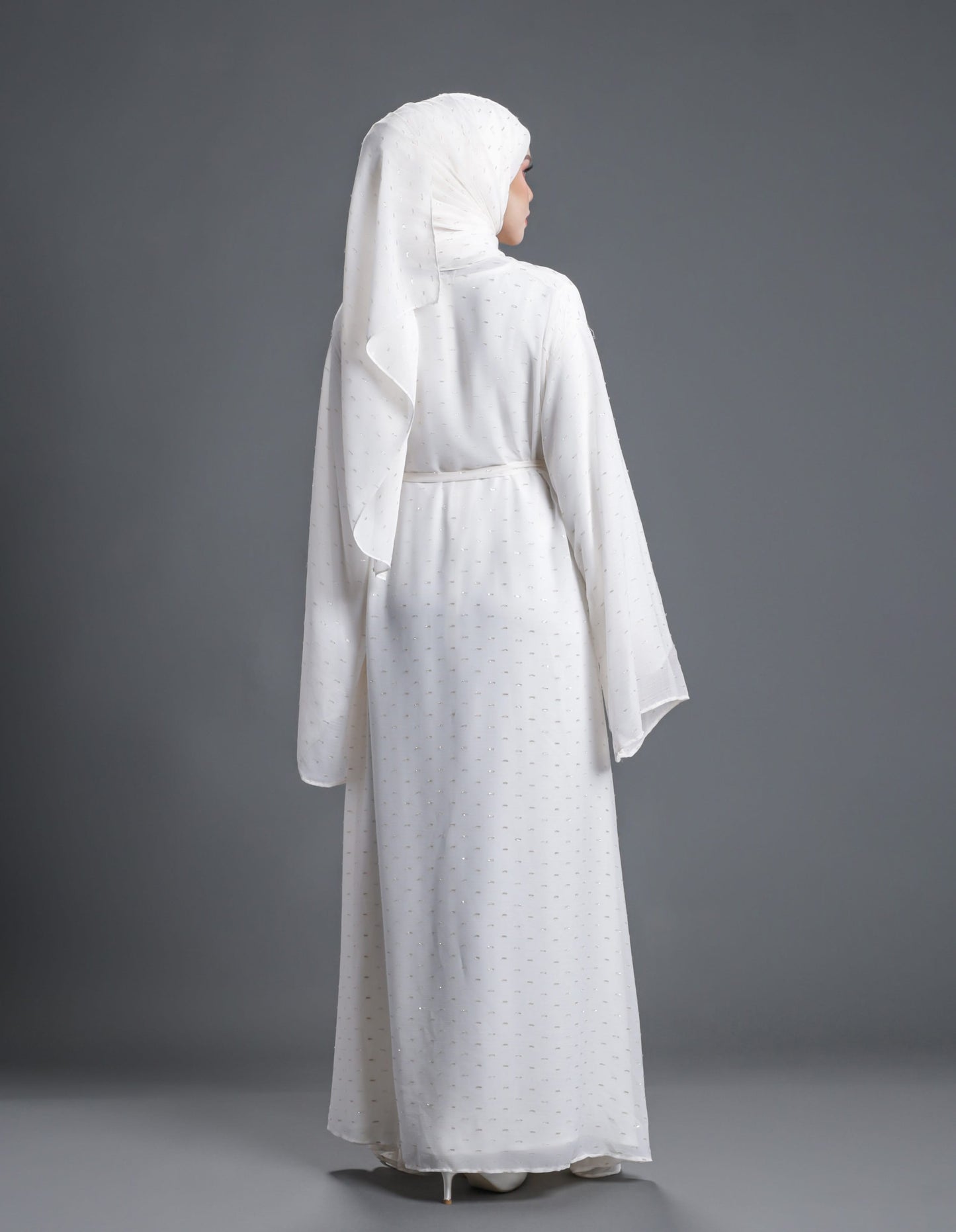 ALEEYA ABAYA (OFF WHITE)