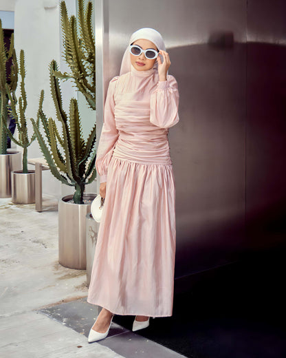 PLAIN RUCHED DRESS (PEACH)