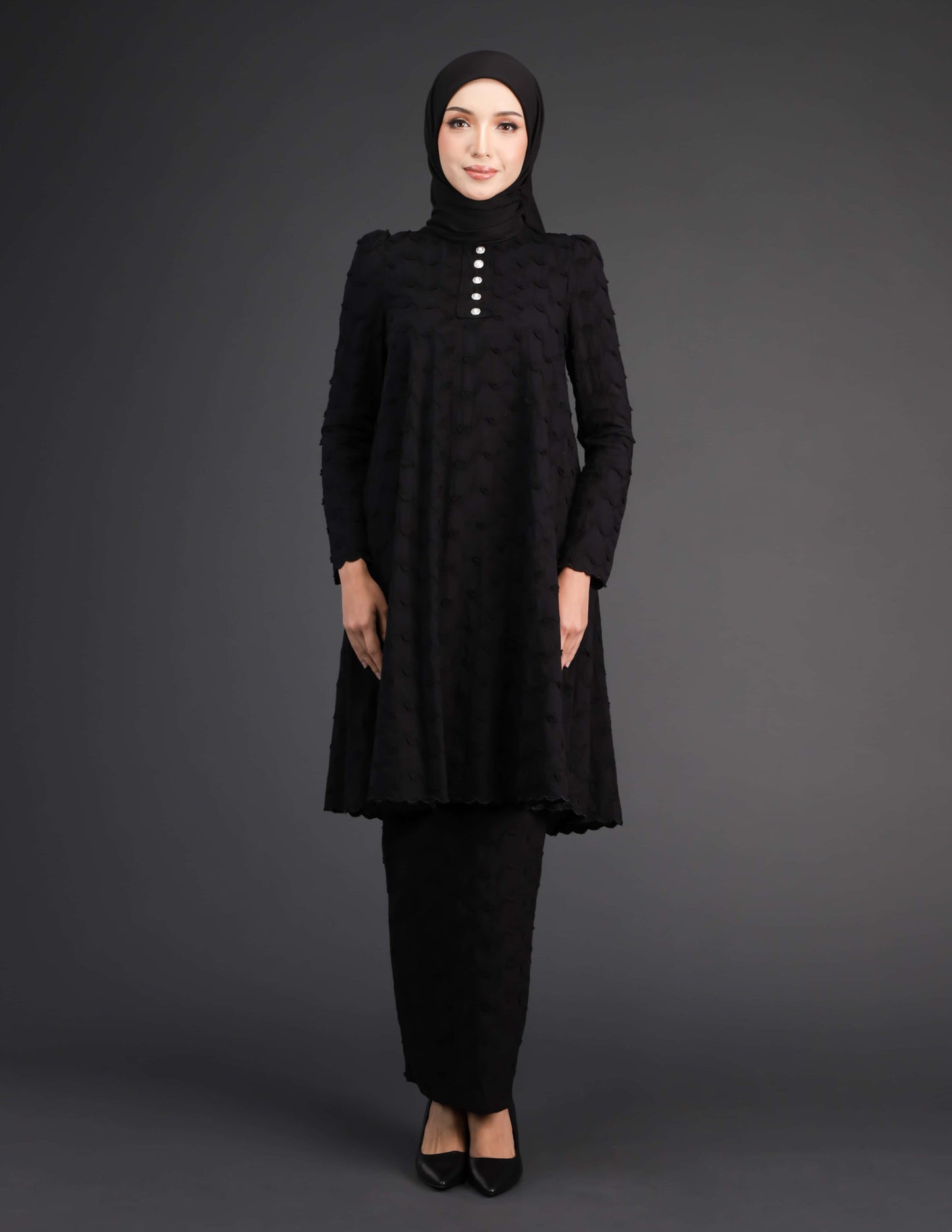 QALISHA KURUNG (BLACK)