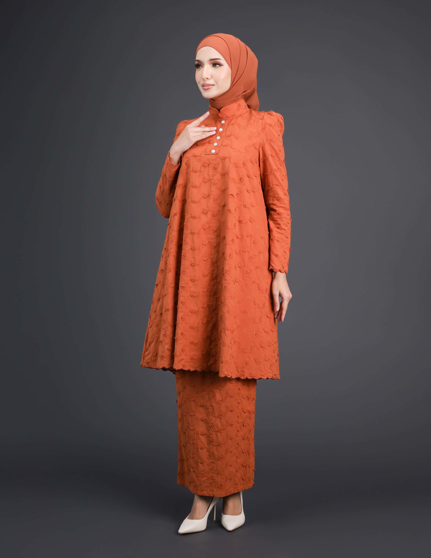 MINOR DEFECT QALISHA KURUNG (BRICK ORANGE)