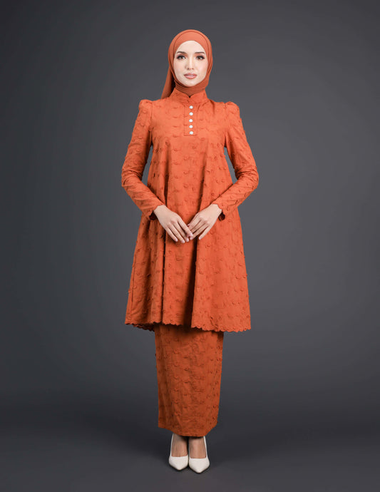 MINOR DEFECT QALISHA KURUNG (BRICK ORANGE)