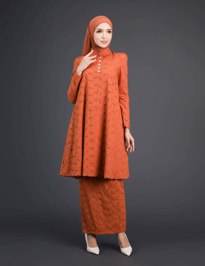 QALISHA KURUNG (BRICK ORANGE)