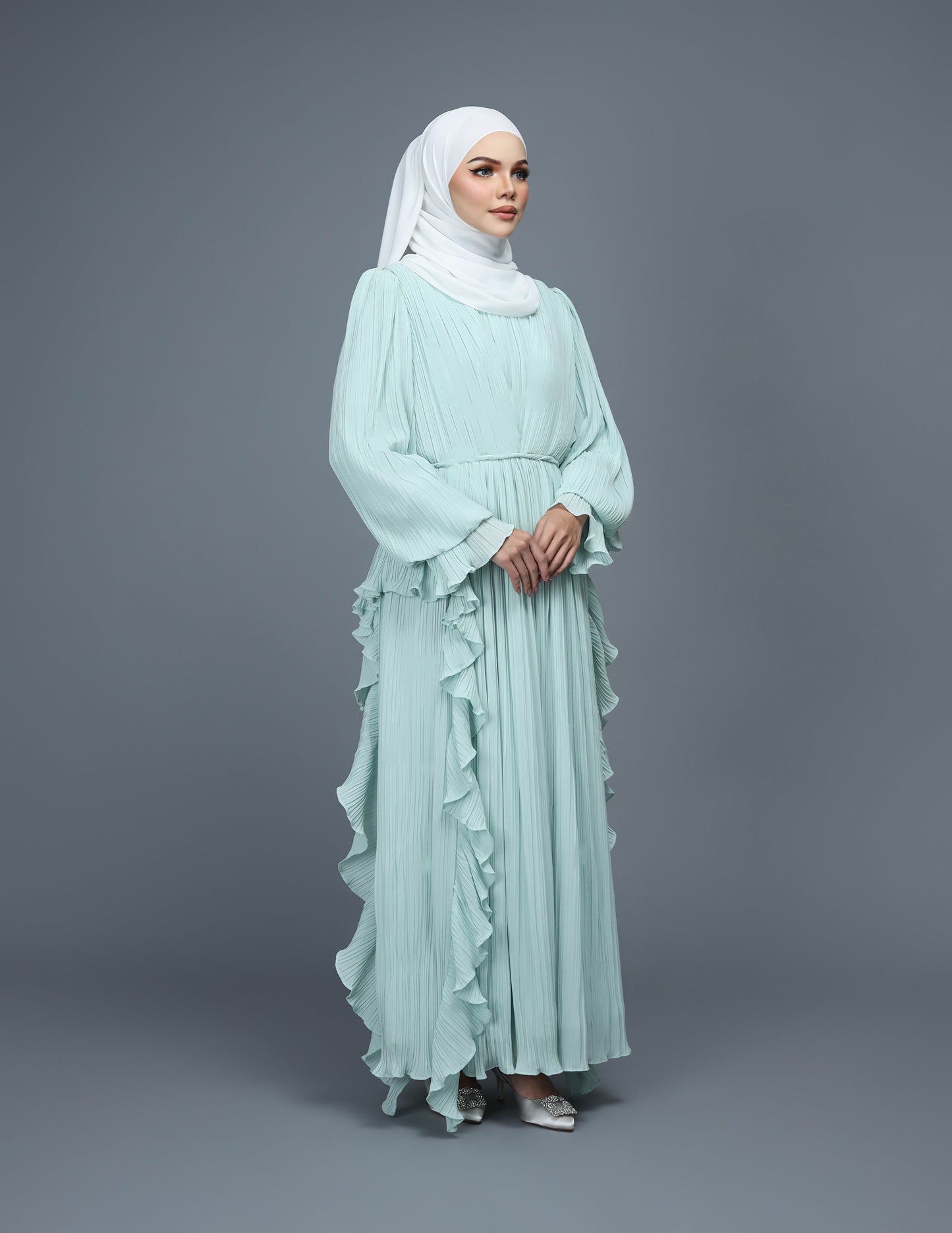 MINOR DEFECT RANIA ABAYA (SOFT GREEN)