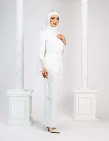 RATNA KURUNG (OFF WHITE)