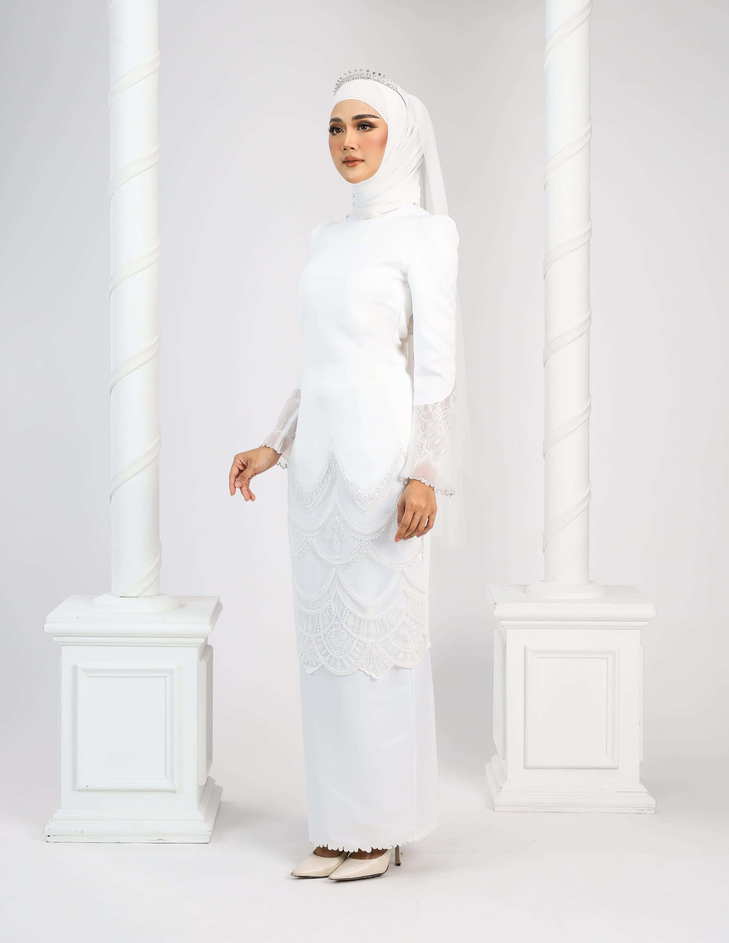 RATNA KURUNG (OFF WHITE)