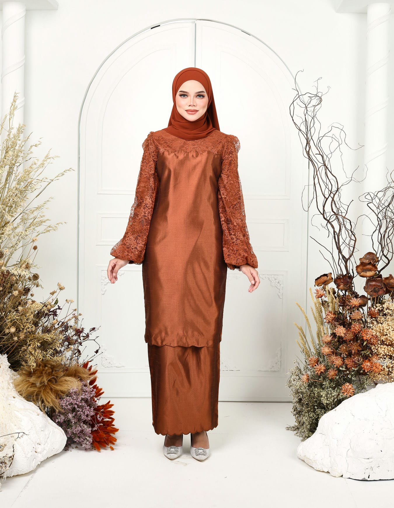 ROSSIYA KURUNG (BROWN)