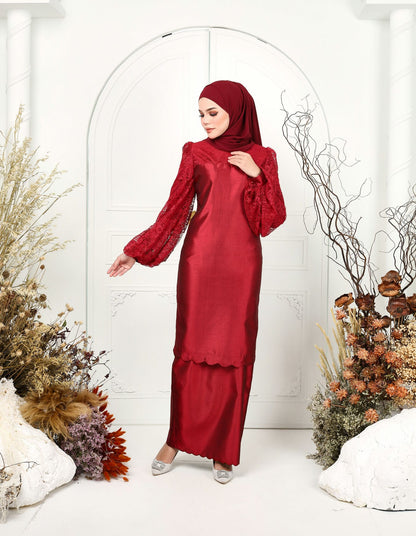 MINOR DEFECT ROSSIYA KURUNG (BURGUNDY)