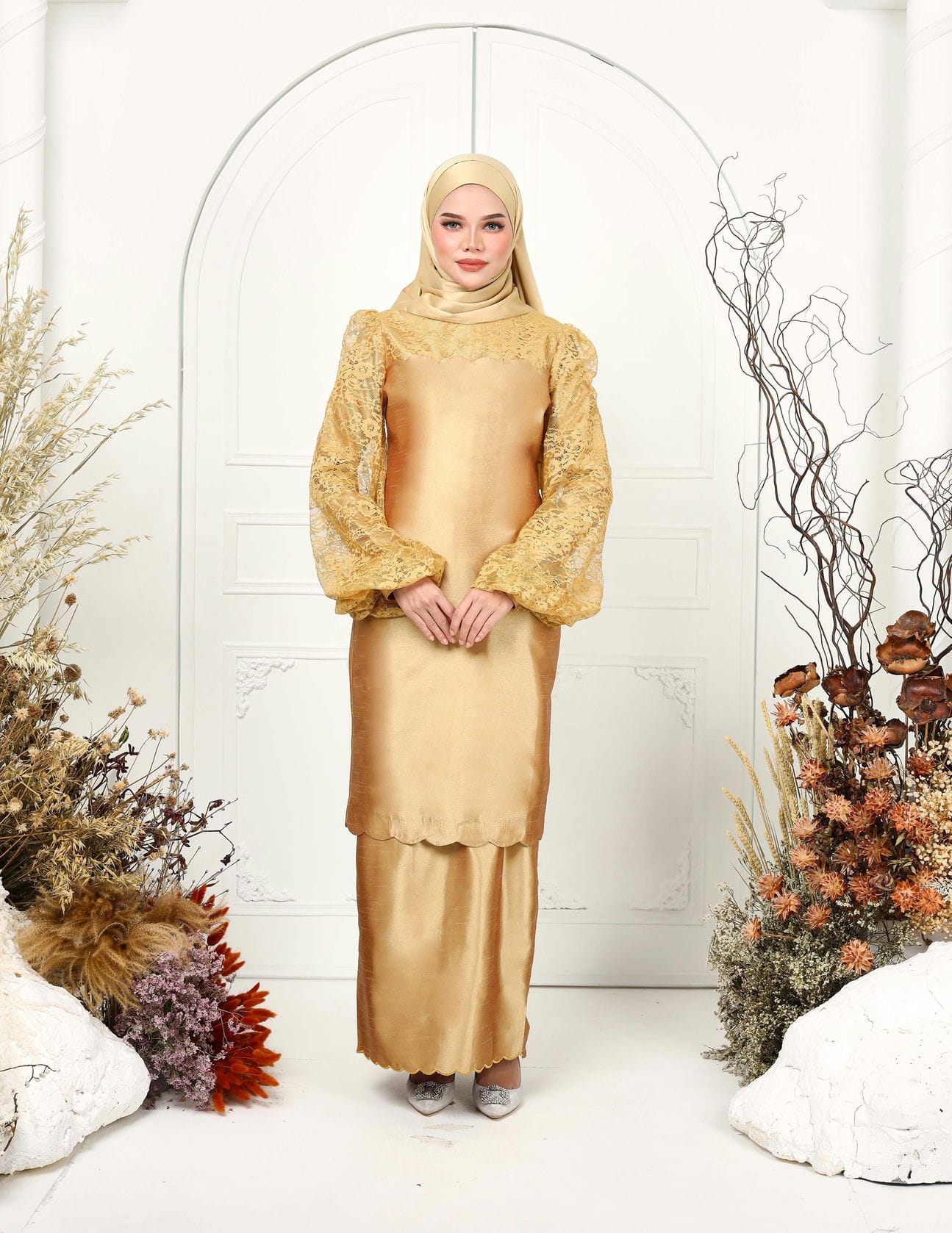 MINOR DEFECT ROSSIYA KURUNG (GOLD)