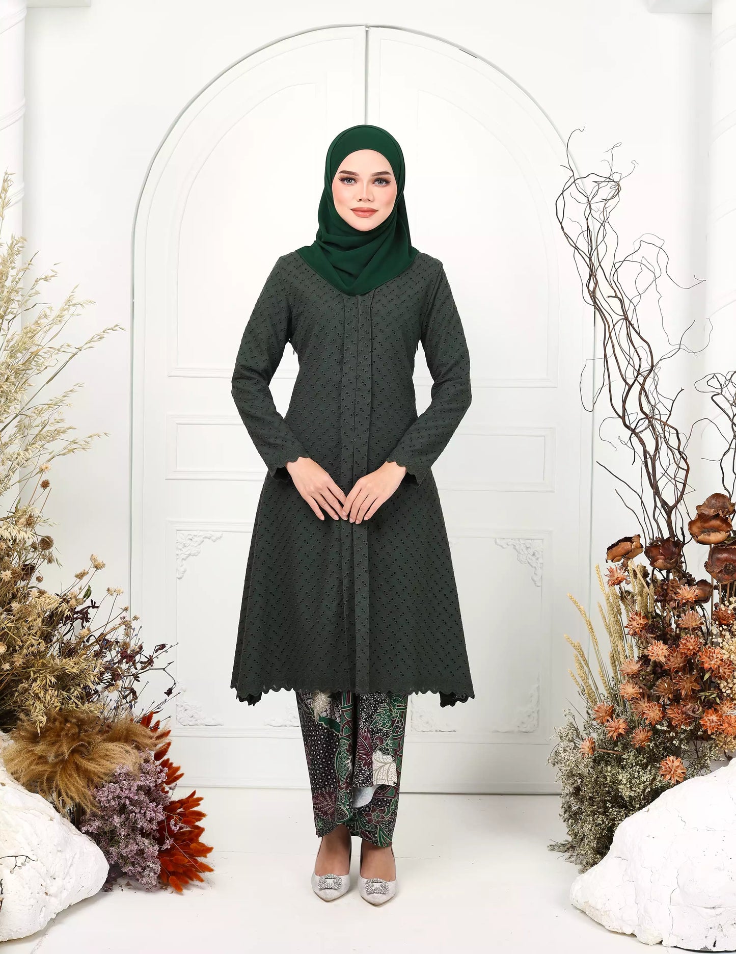 SEROJA KEBARUNG (ARMY GREEN)