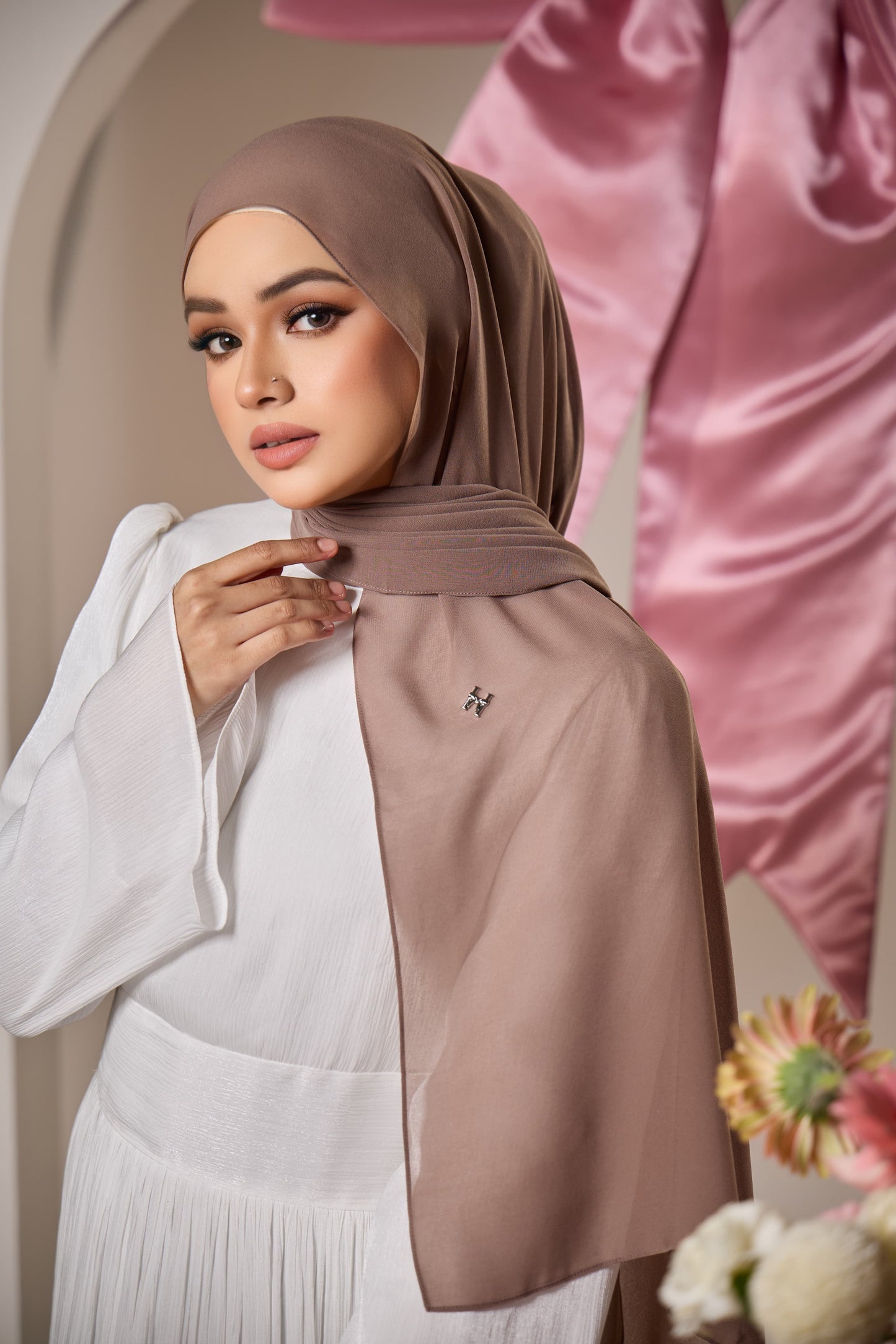 HANA CHIFFON SHAWL (DEEP TAUPE)