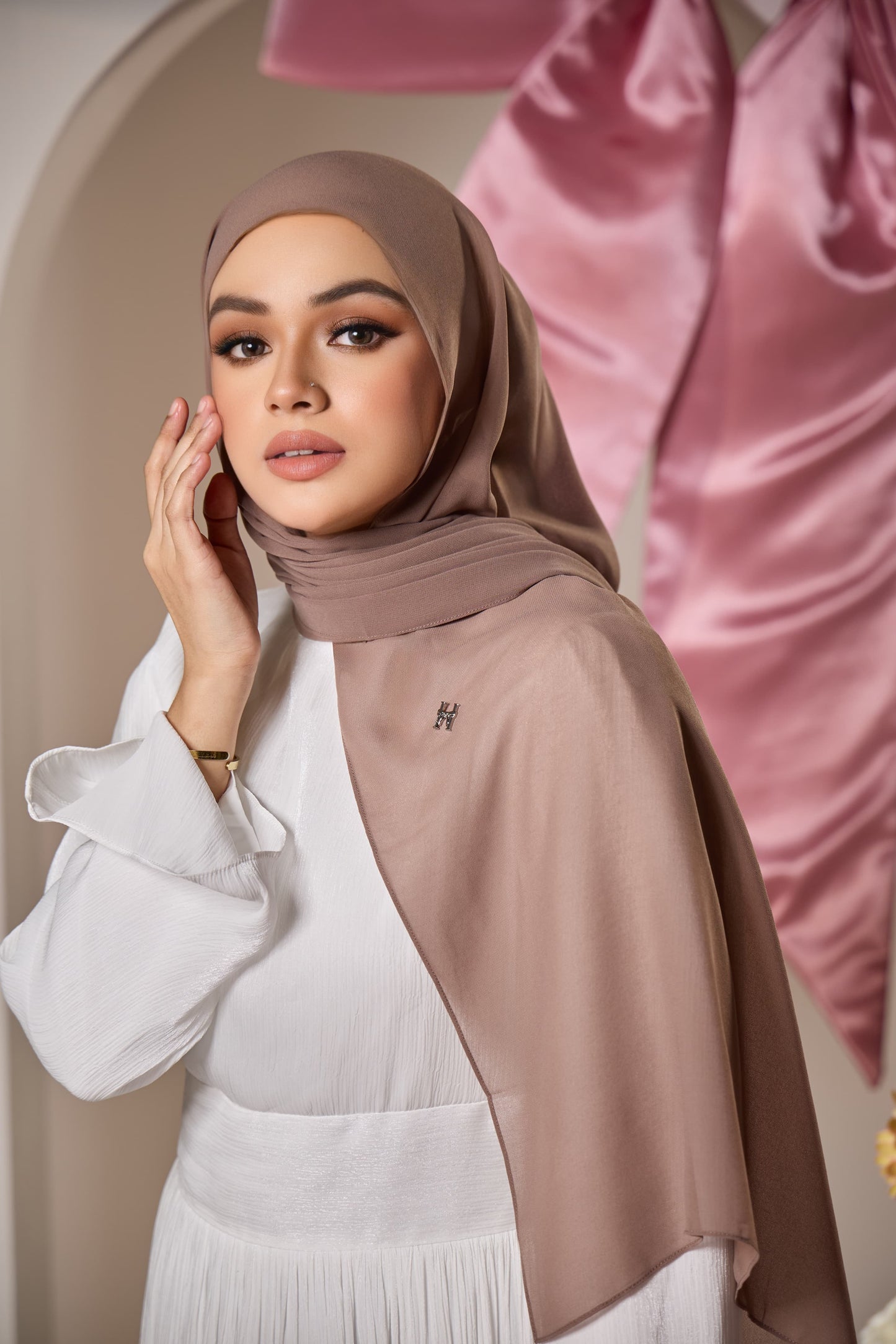 HANA CHIFFON SHAWL (DEEP TAUPE)