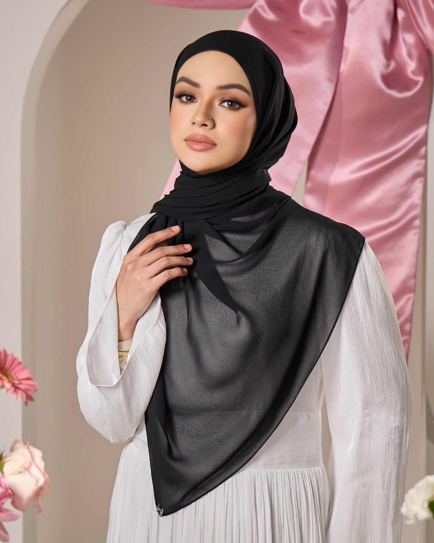 HANA CHIFFON SILK SHAWL (BLACK)