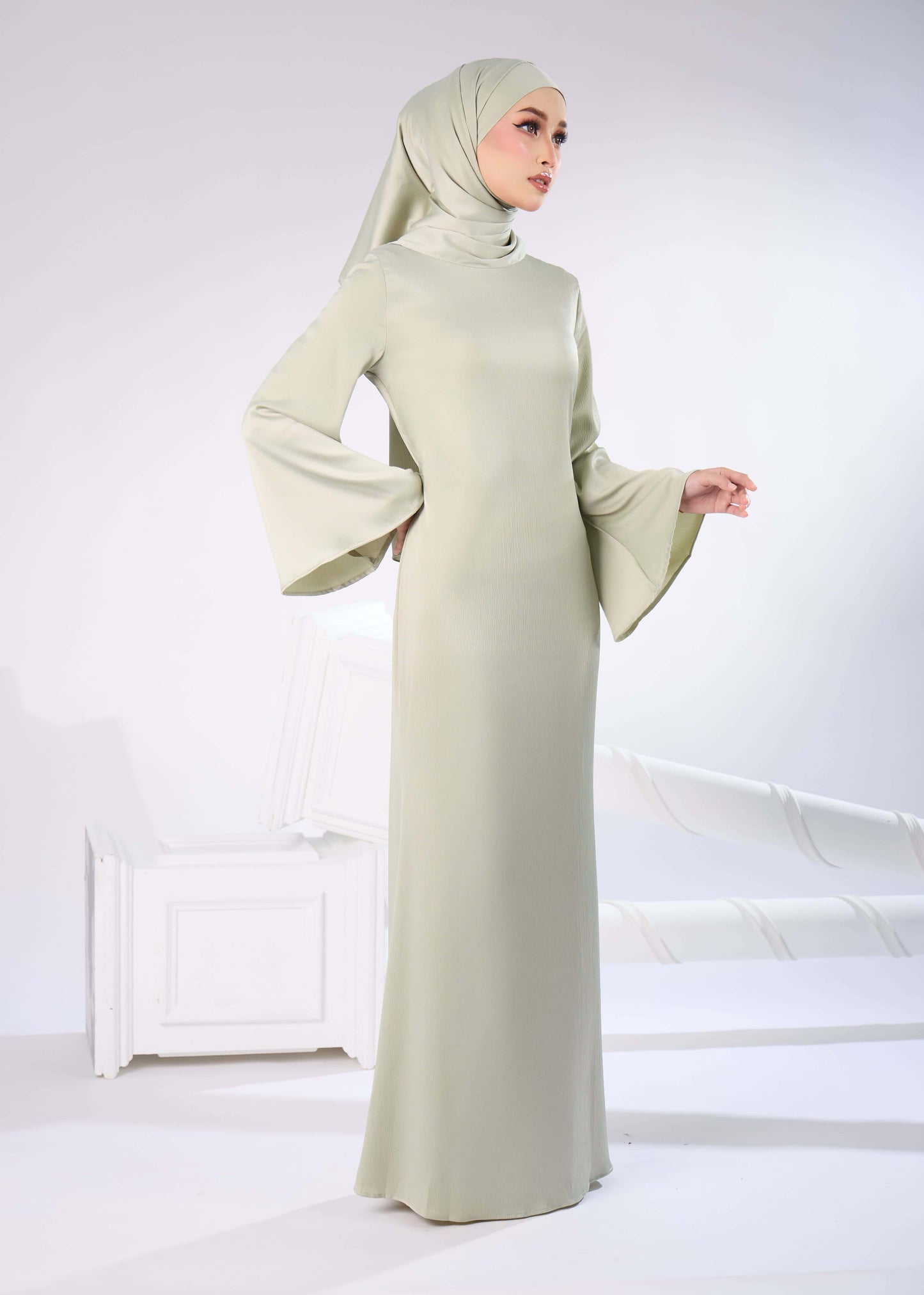 ELAINE LONG DRESS (GREEN TEA)