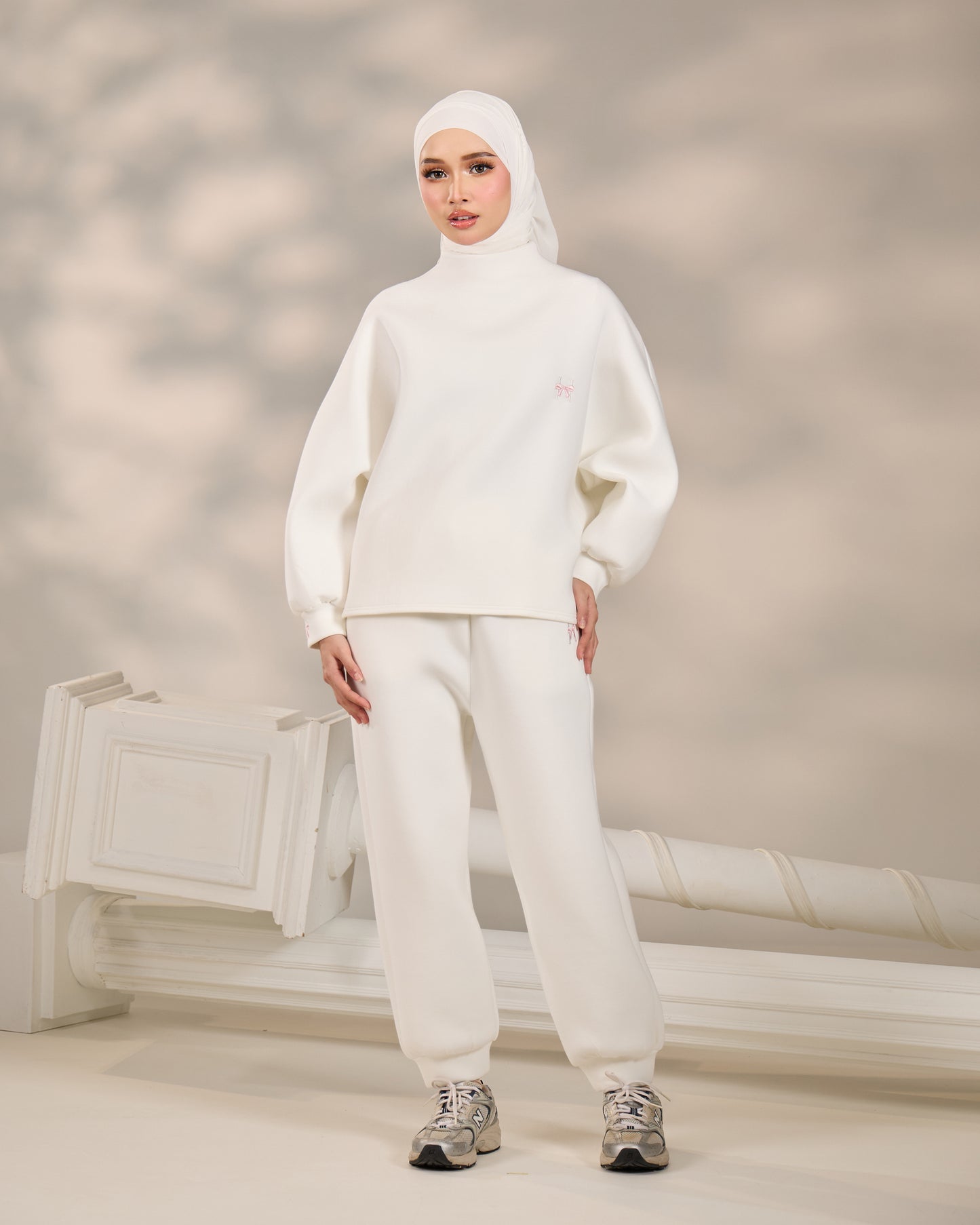 CASSIE JUMPER SET (OFF WHITE)