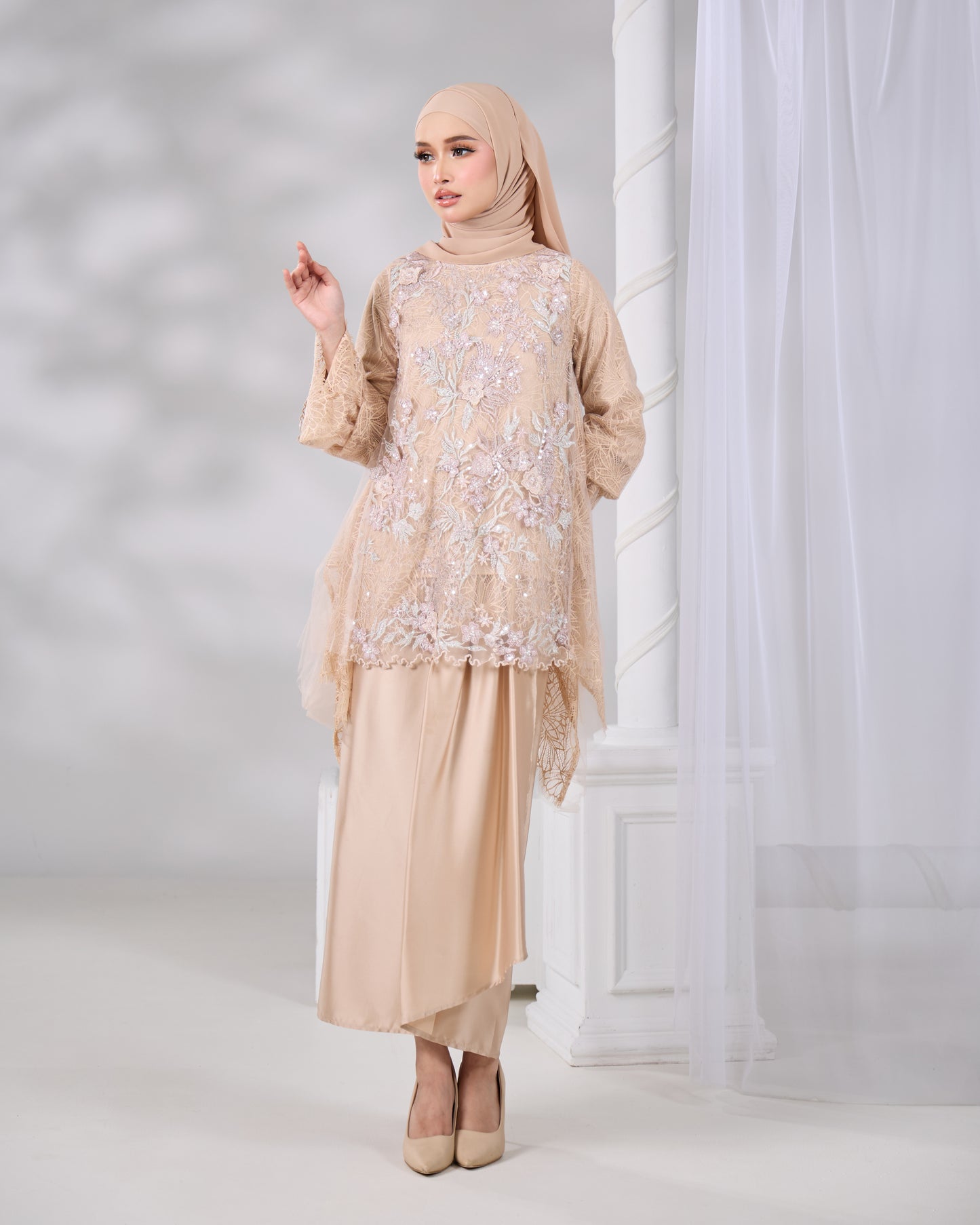 KEISHA KURUNG (CHAMPAGNE)