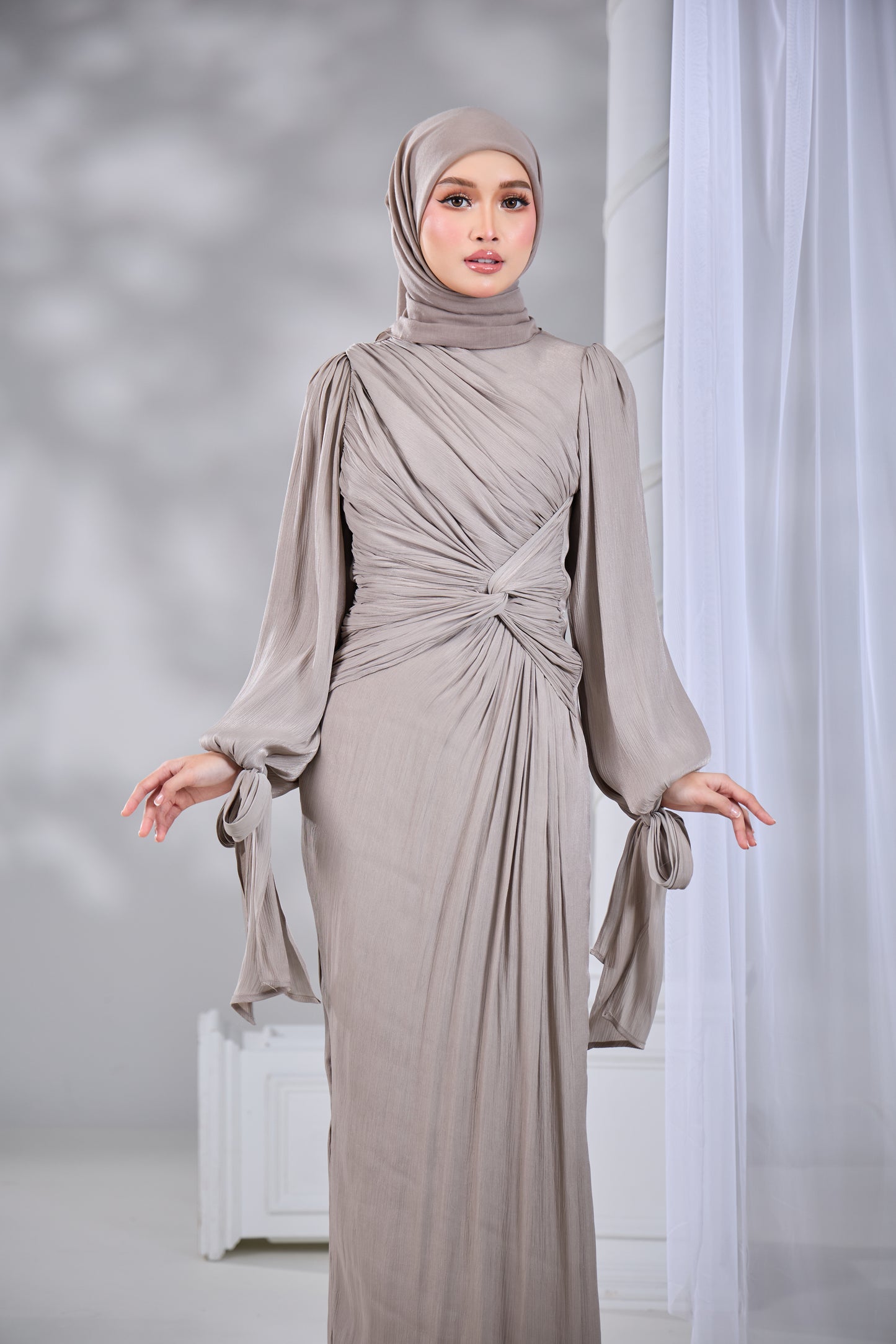 MAHRA DRESS (GREY)