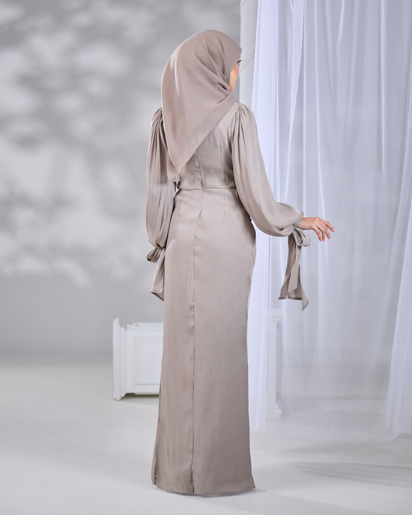 MAHRA DRESS (GREY)