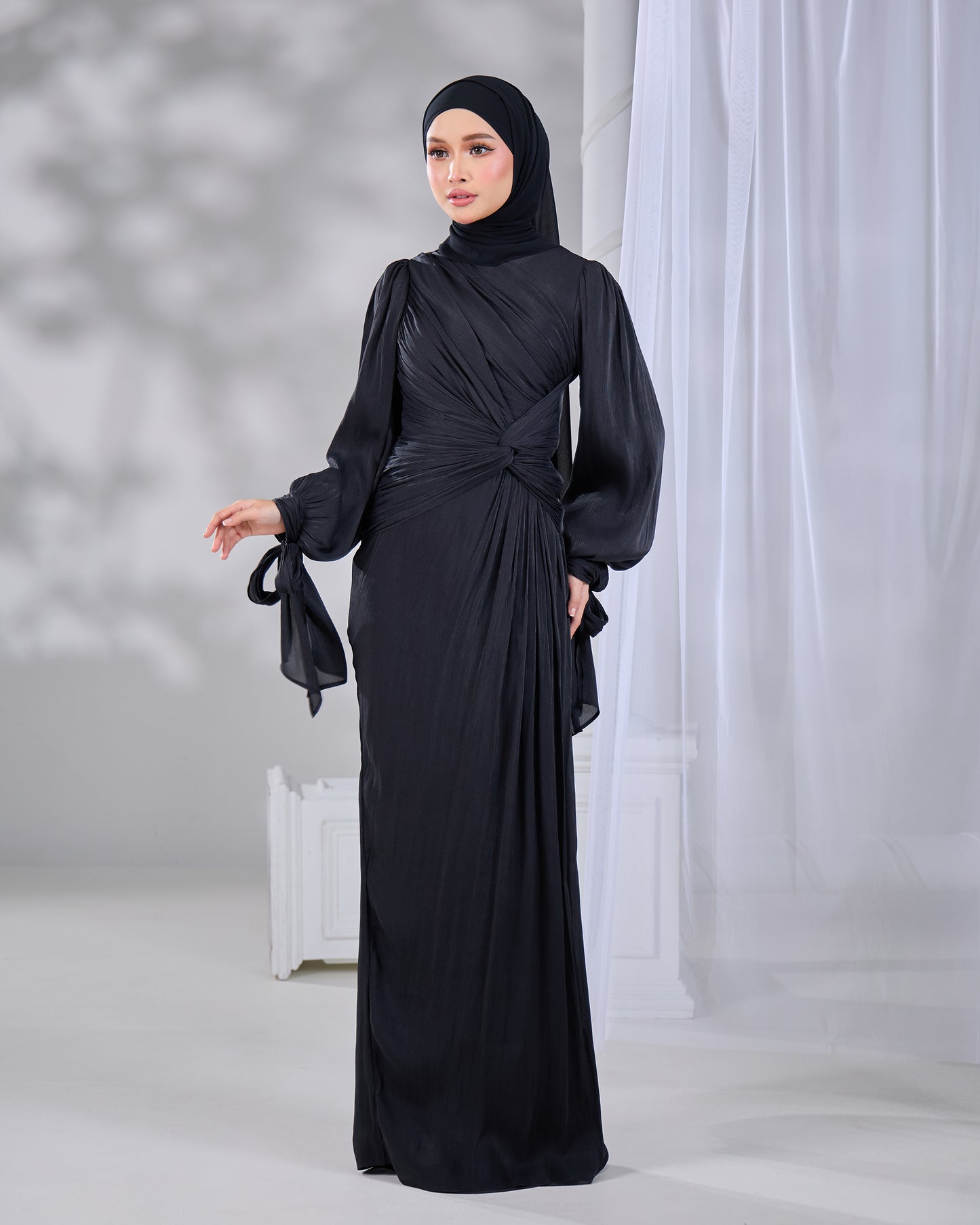 MAHRA DRESS (BLACK)