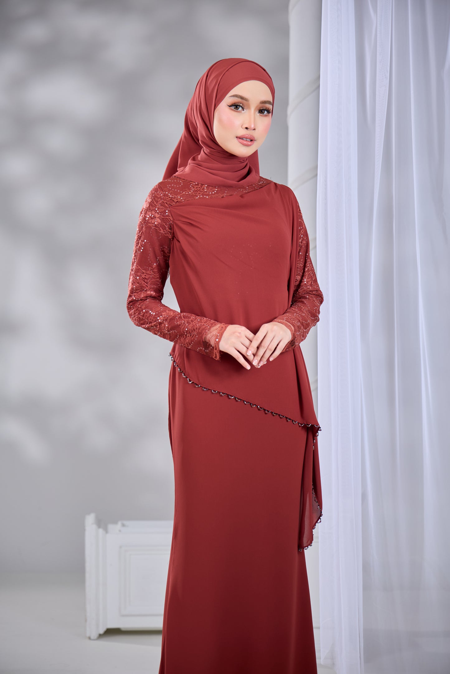 NADENE DRESS (RUSSET BROWN)