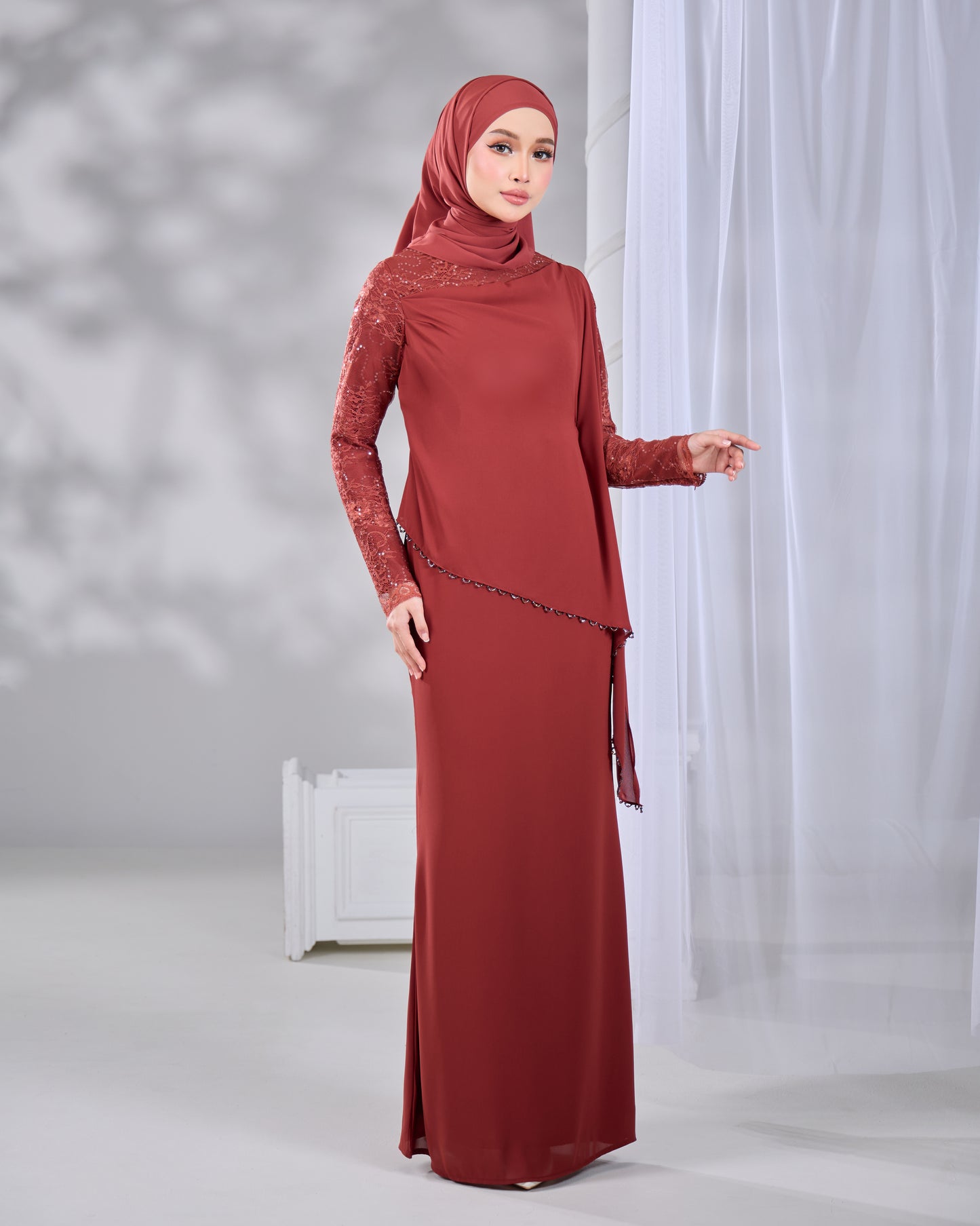 NADENE DRESS (RUSSET BROWN)