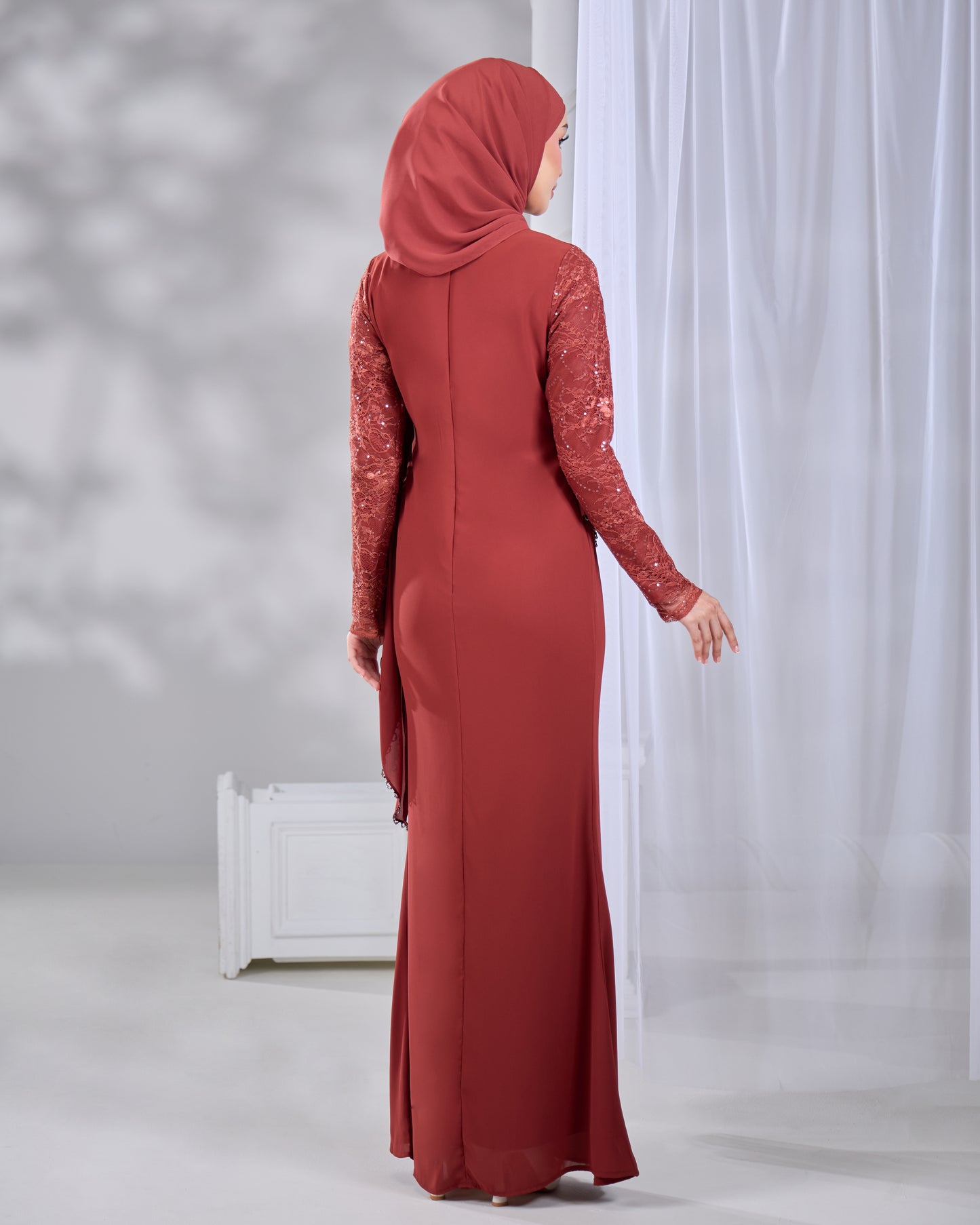 NADENE DRESS (RUSSET BROWN)