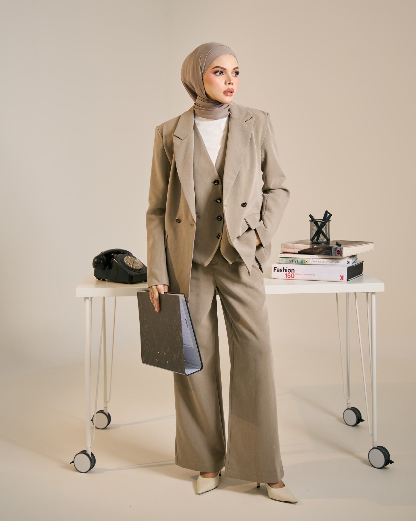 NYRA BLAZER (GREY)