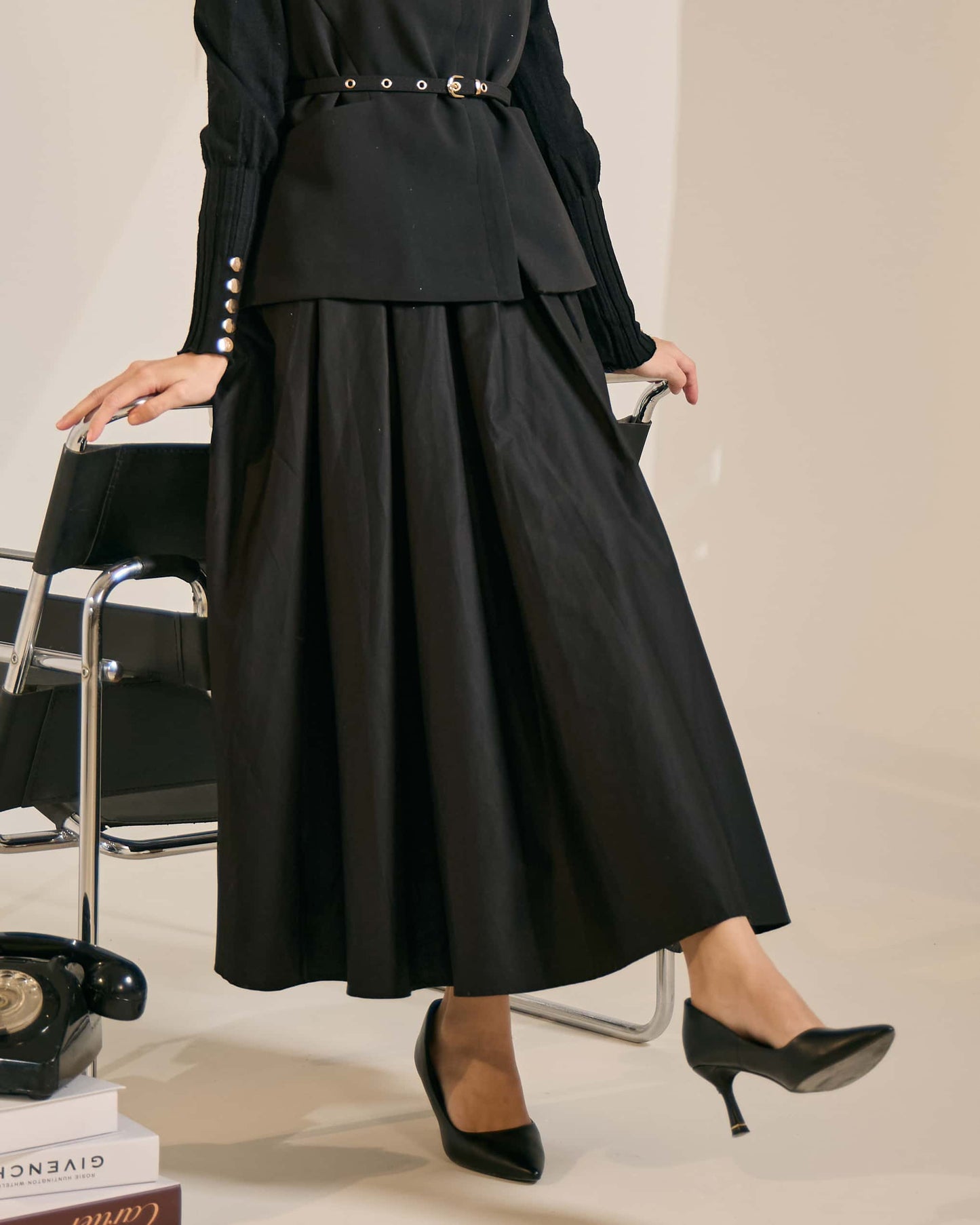 MINOR DEFECT PLAIN CIRCLE SKIRT (BLACK)