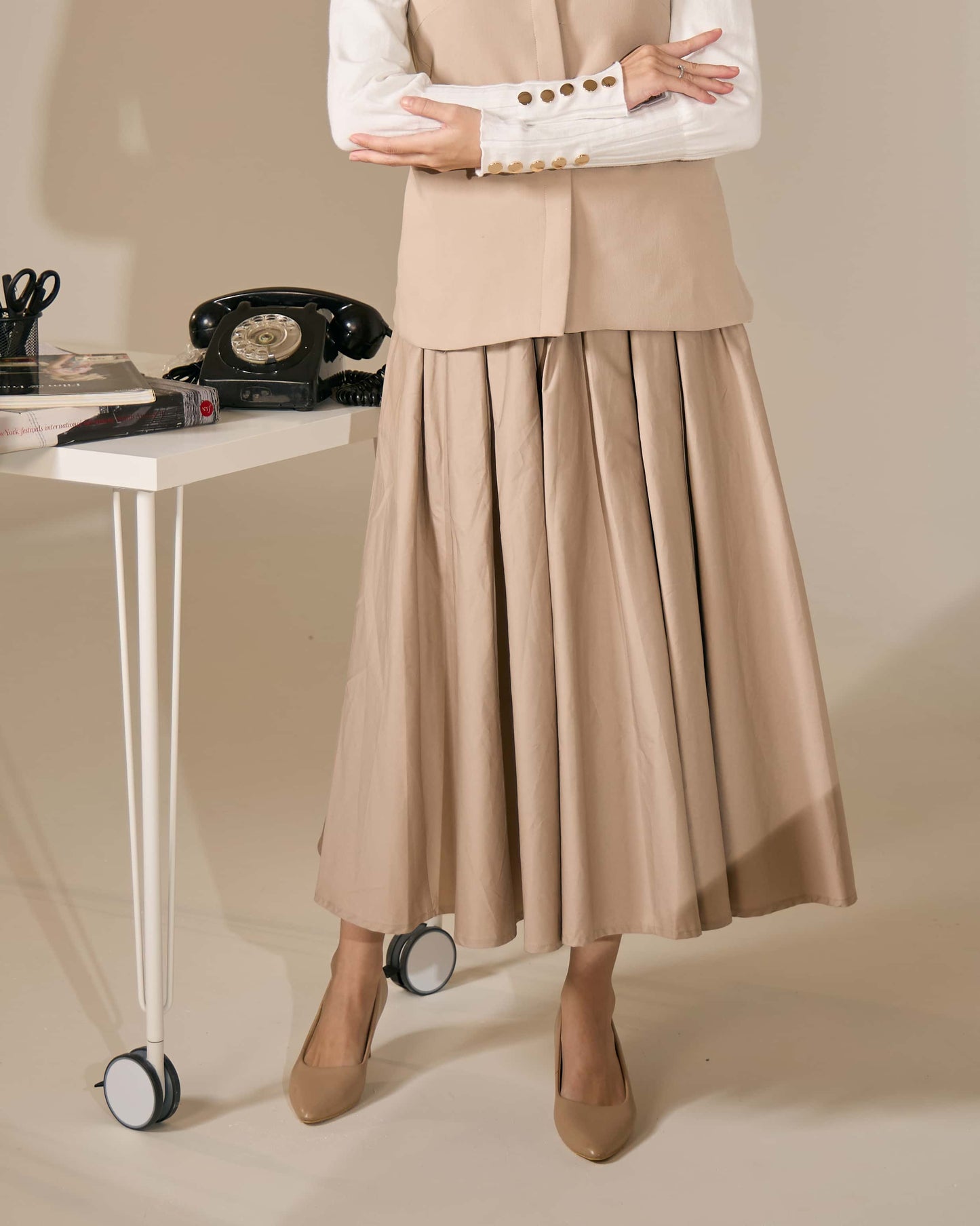 MINOR DEFECT PLAIN CIRCLE SKIRT (CHAMPAGNE)
