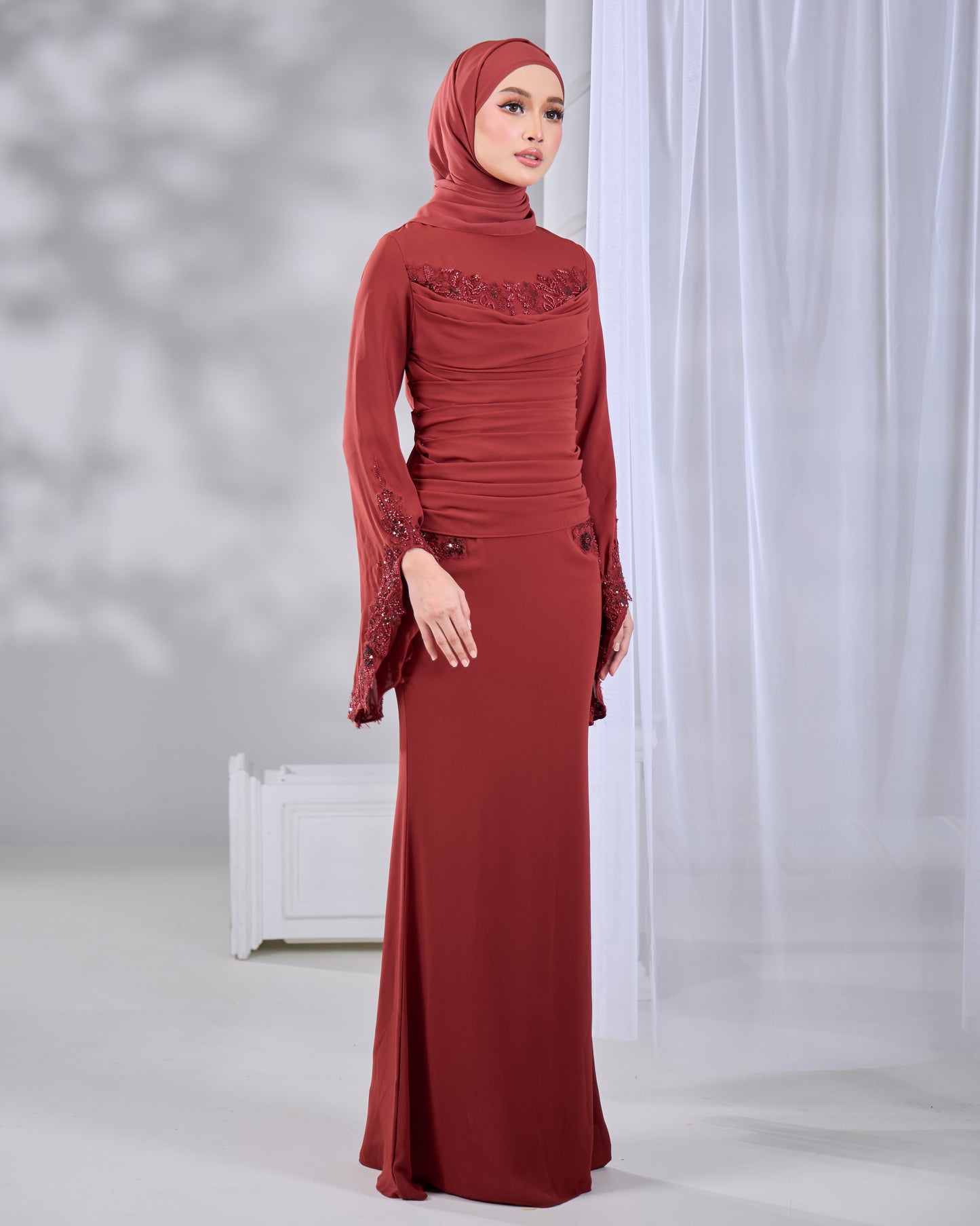 SABRENA DRESS (RUSSET BROWN)