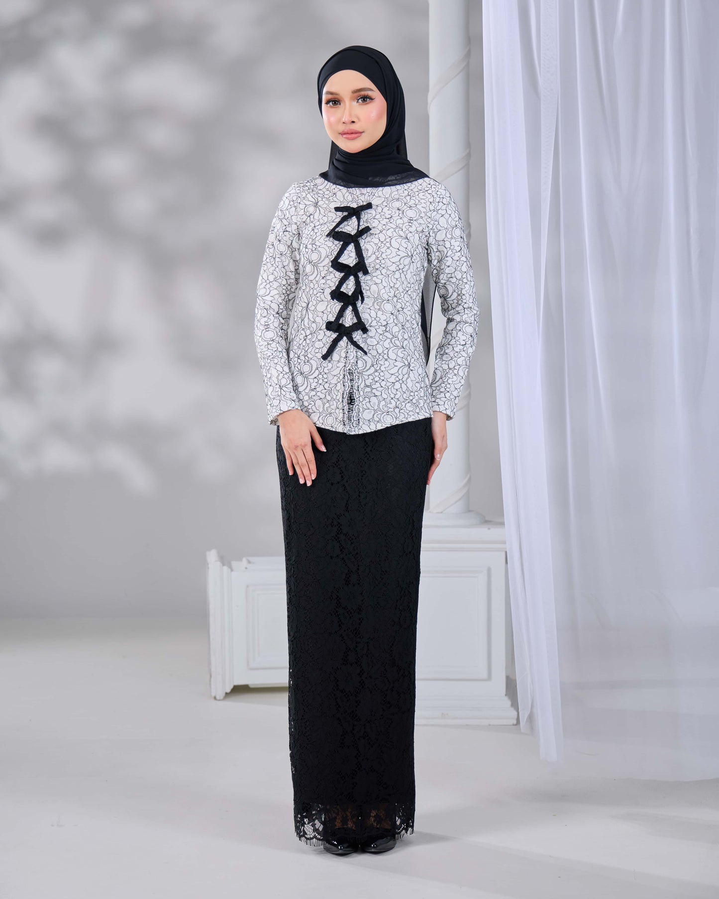 JULIA KEBAYA (OFF WHITE)