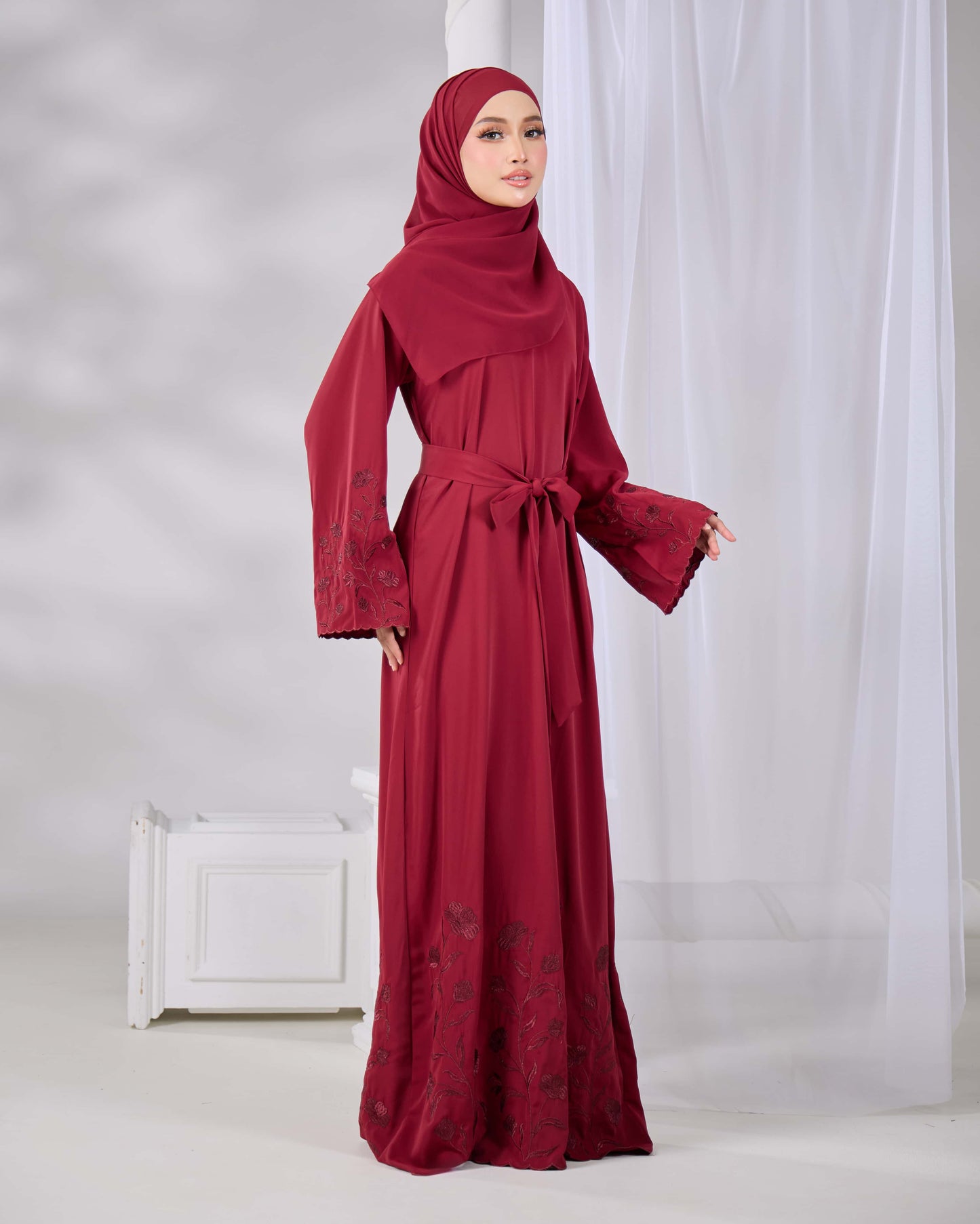 QAFIYA ABAYA (BURGUNDY)