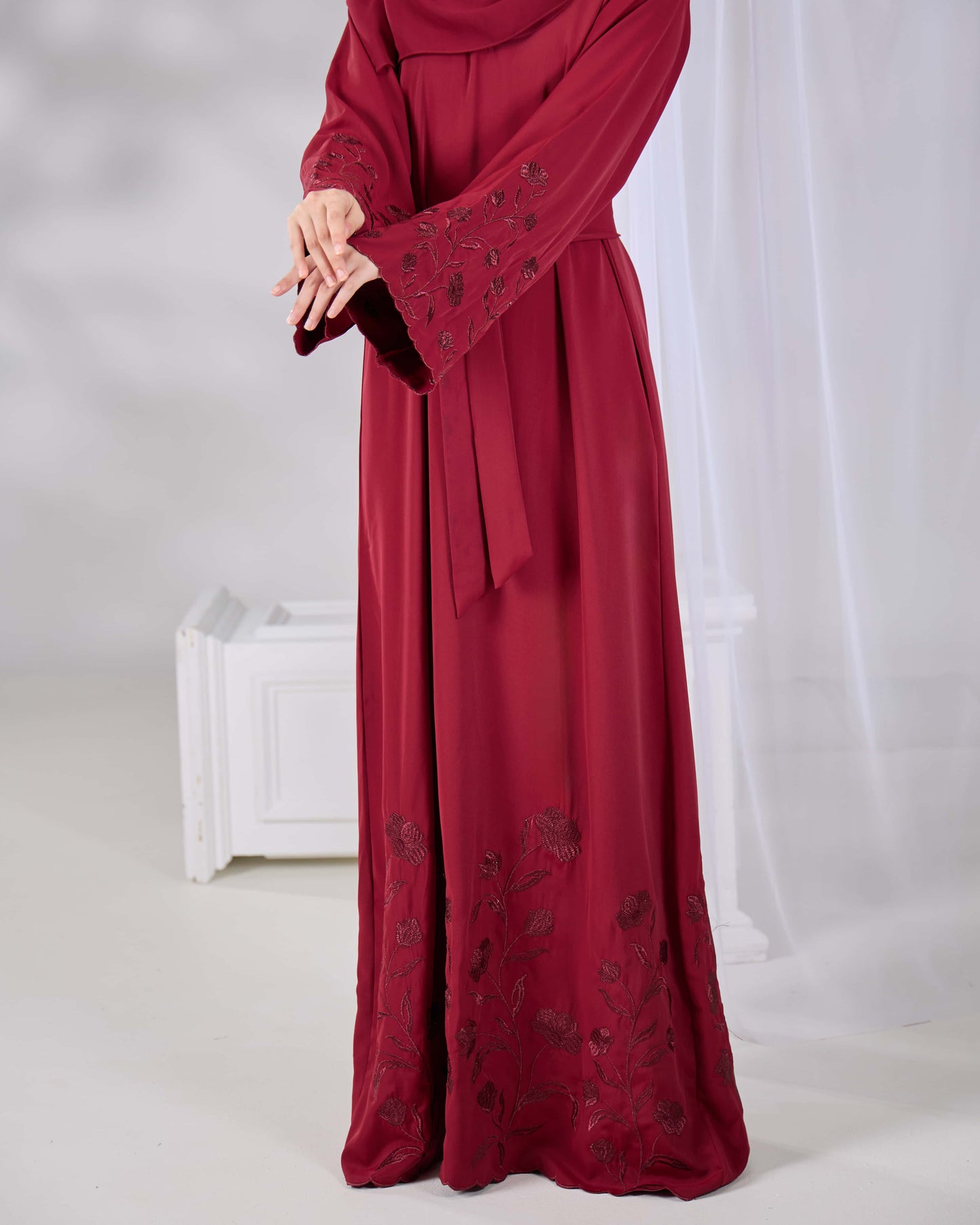 QAFIYA ABAYA (BURGUNDY)