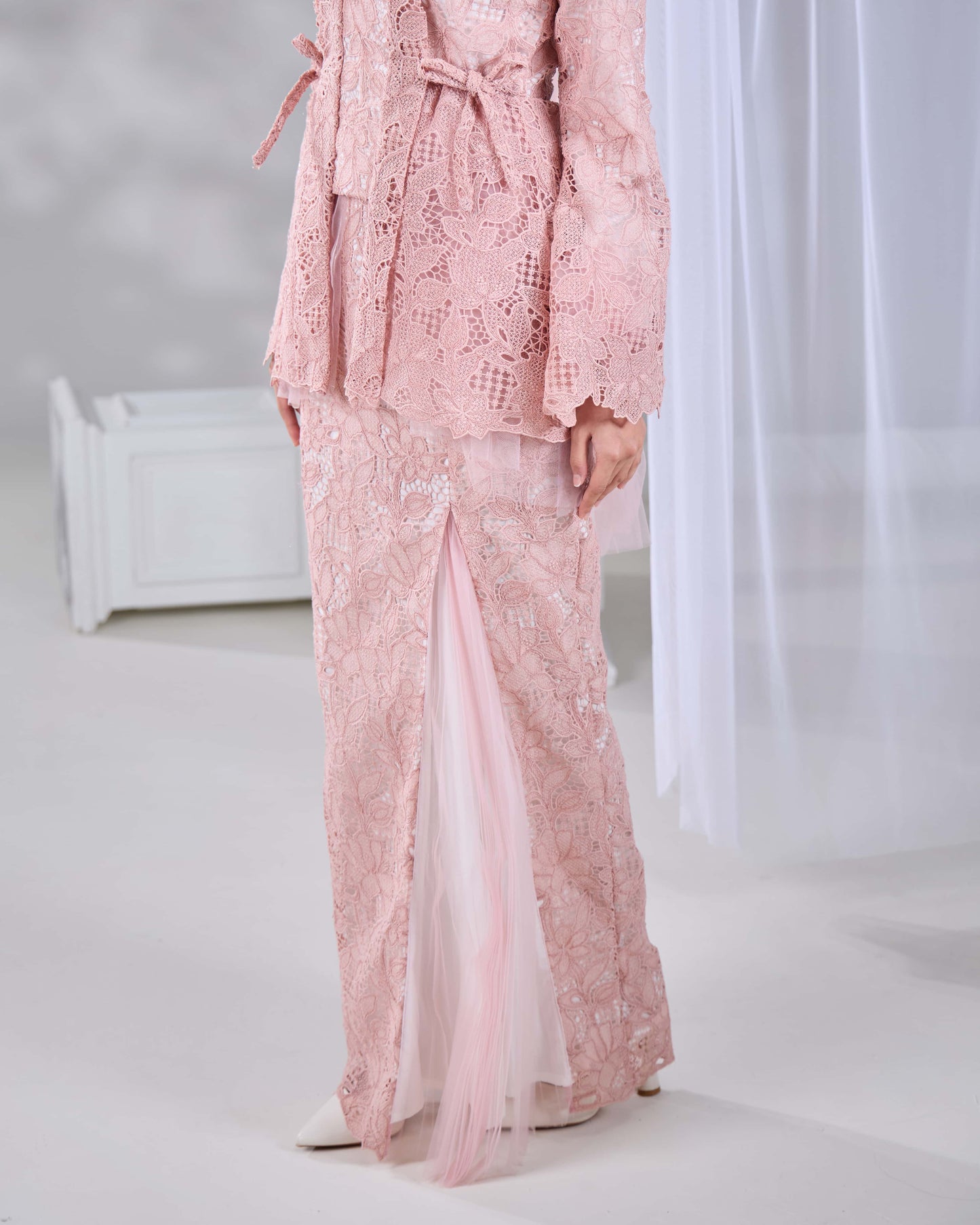 HANANIA KEBAYA (DUSTY PINK)