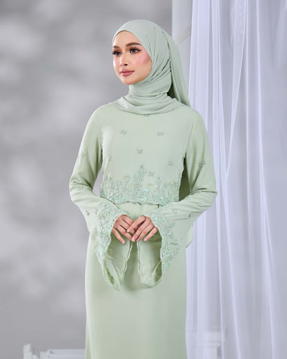 LARNIA DRESS (GREEN TEA)