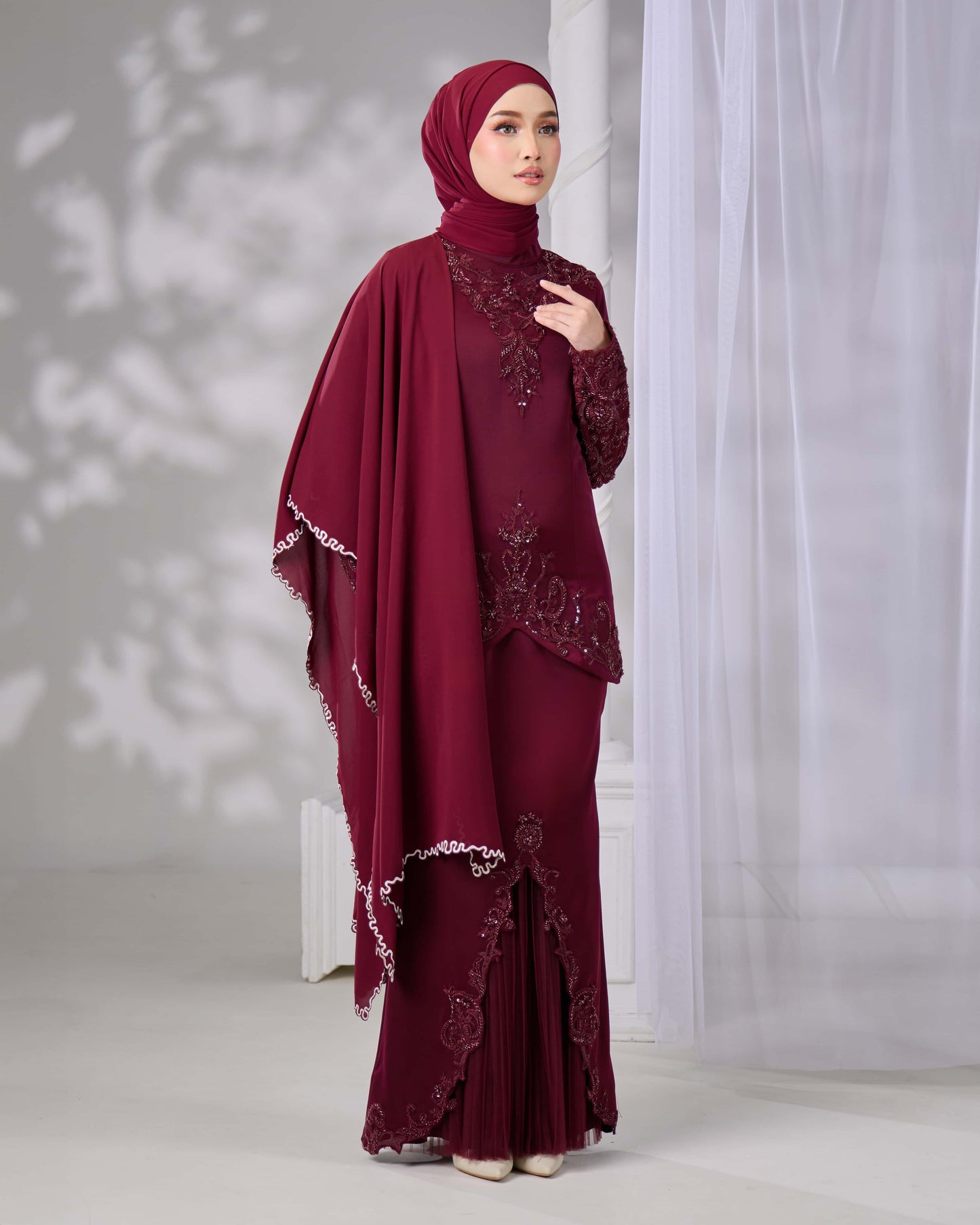 JASMIN KURUNG (BURGUNDY)