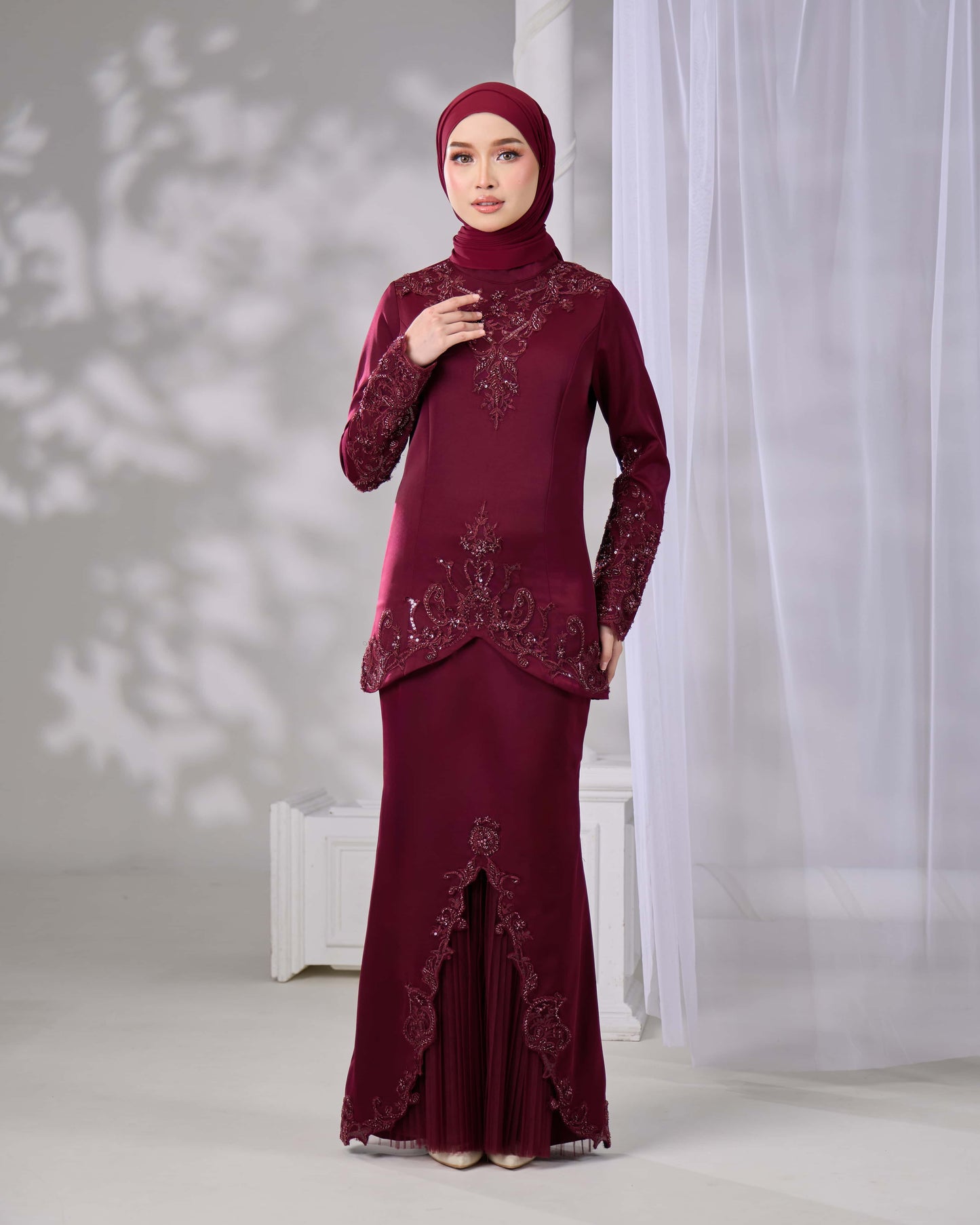 JASMIN KURUNG (BURGUNDY)