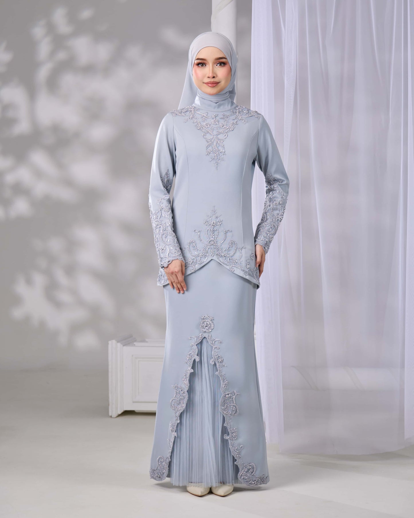 MINOR DEFECT JASMIN KURUNG (POWDER BLUE)