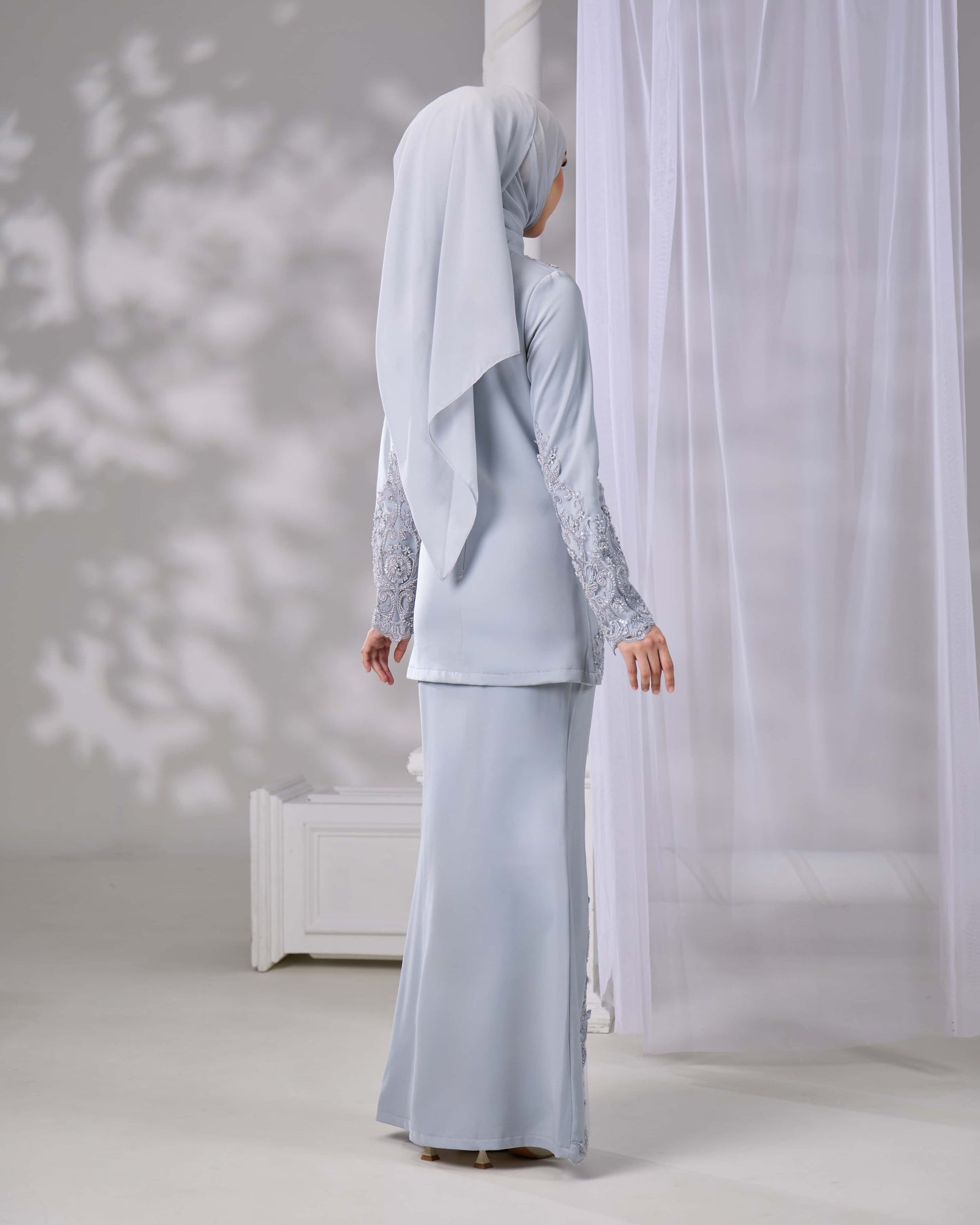MINOR DEFECT JASMIN KURUNG (POWDER BLUE)
