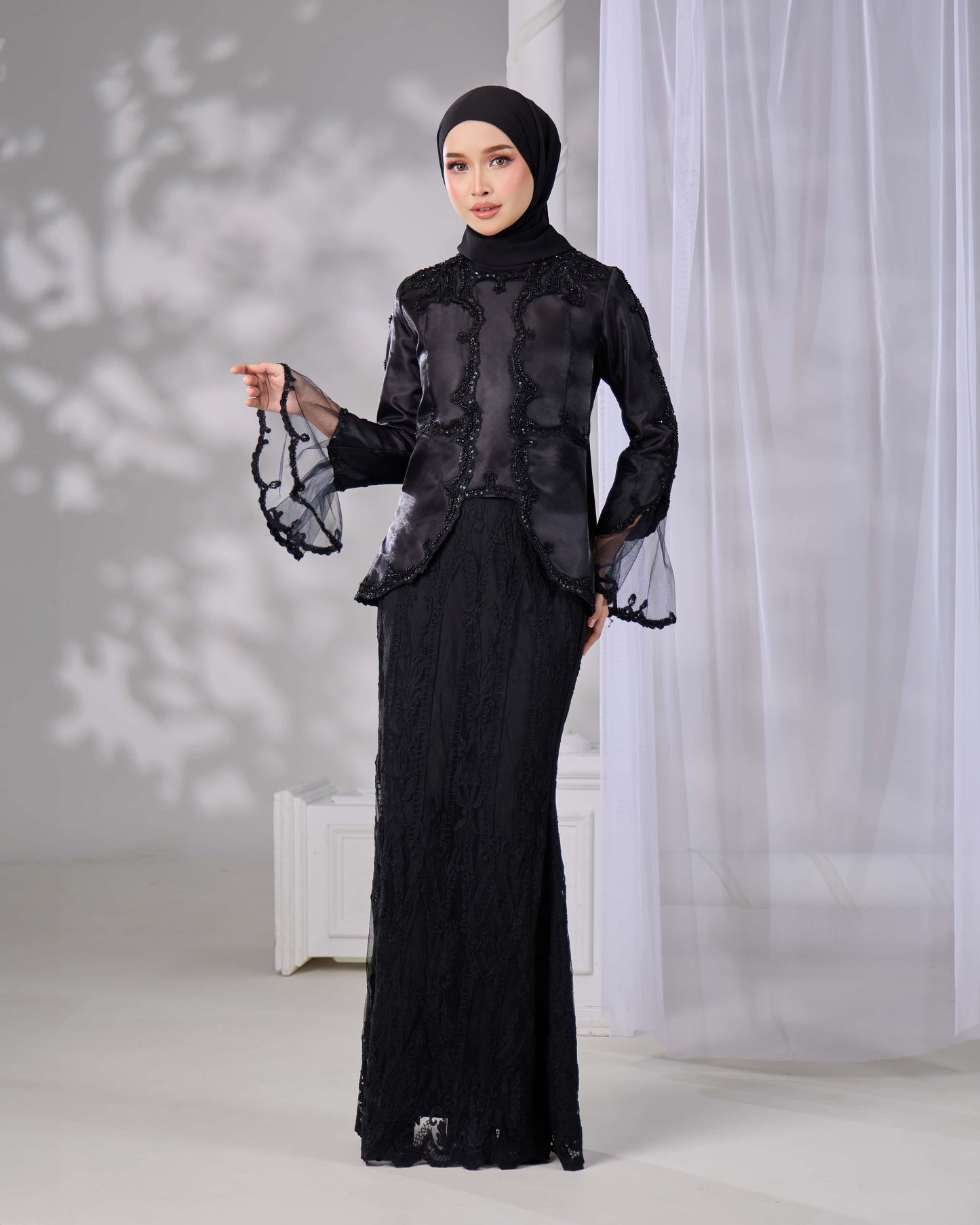 MIRANDA KURUNG (BLACK)